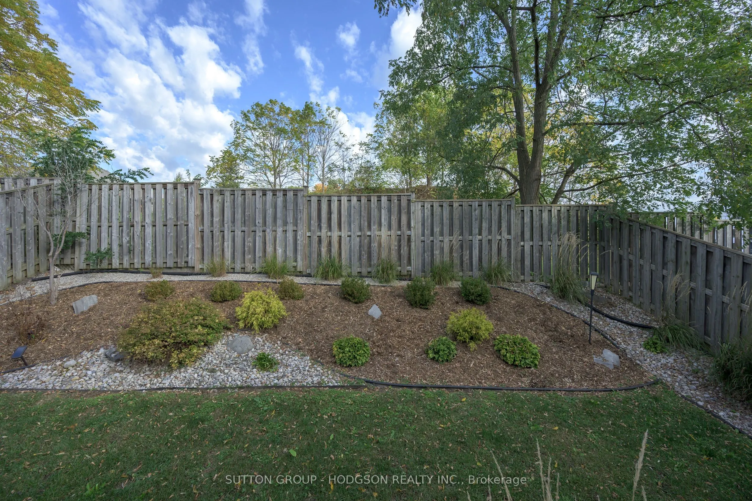 2615 Colonel Talbot Road #8