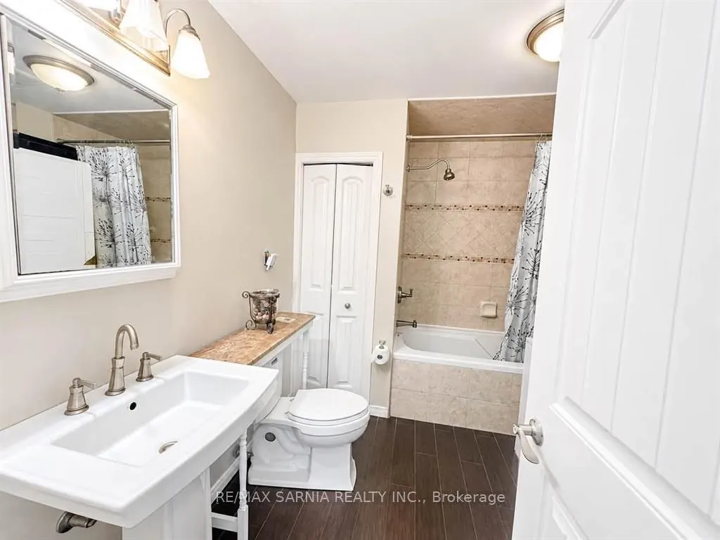 18218 Erie Shore Drive