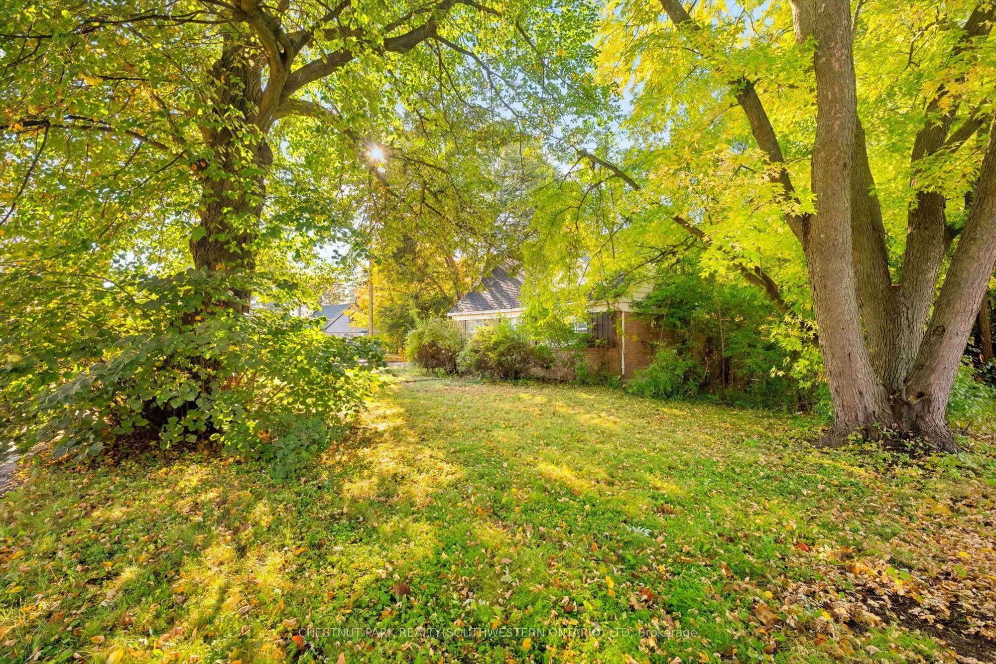 2 Lincoln Crescent