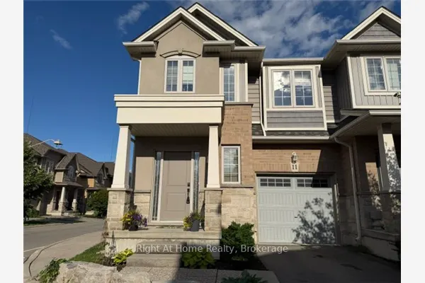 11 White Star Lane