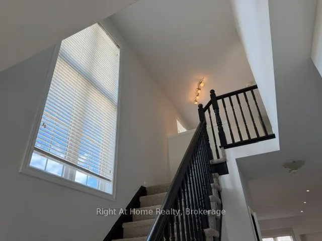 11 White Star Lane