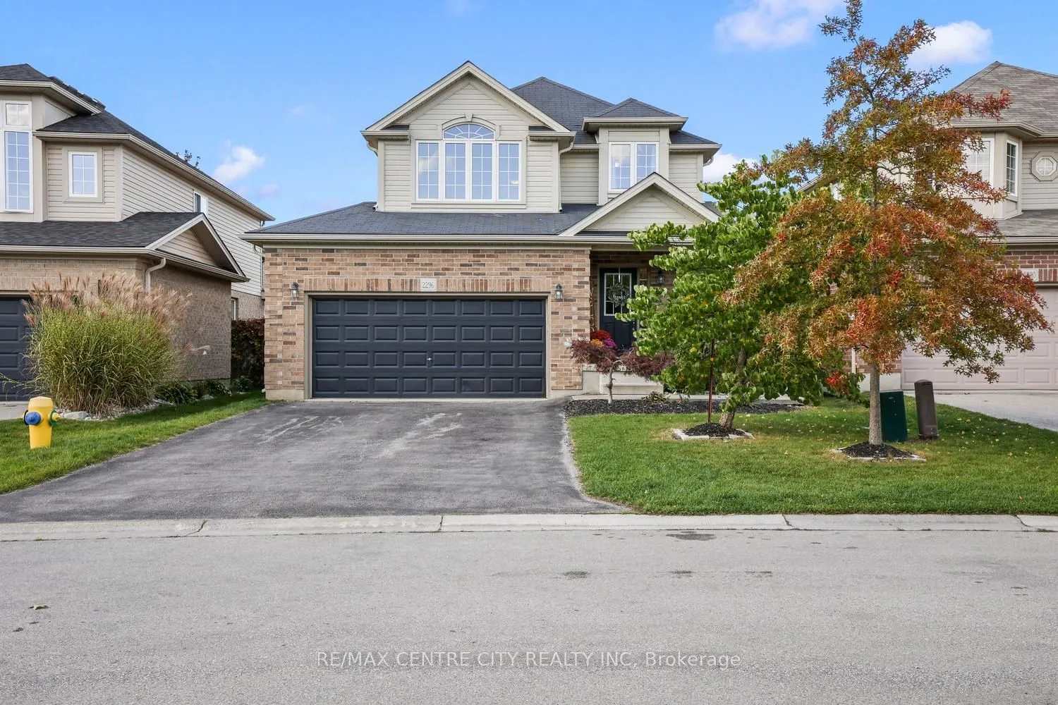 2296 Yellowbirch Way