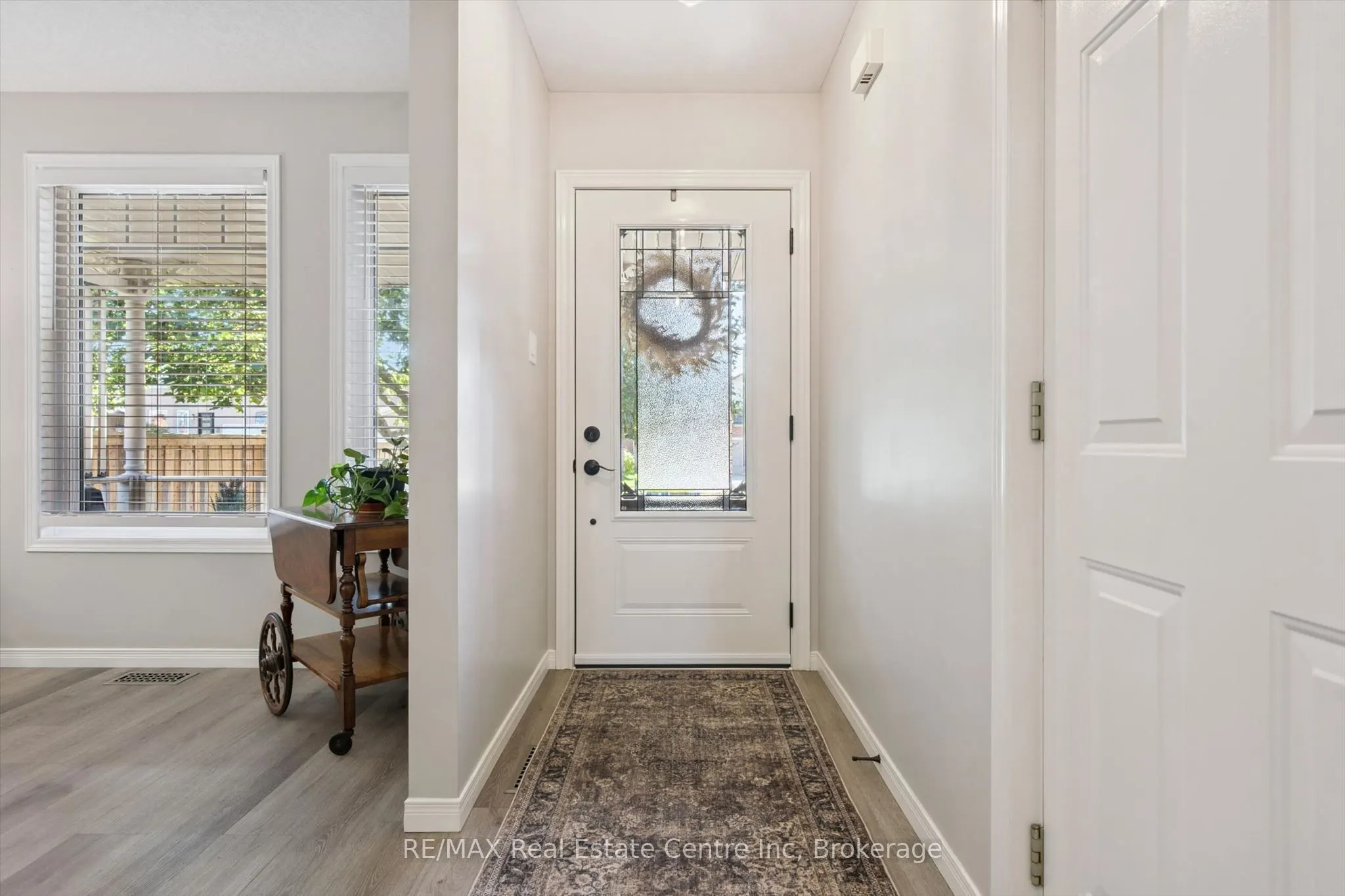 48 Abbeywood Crescent