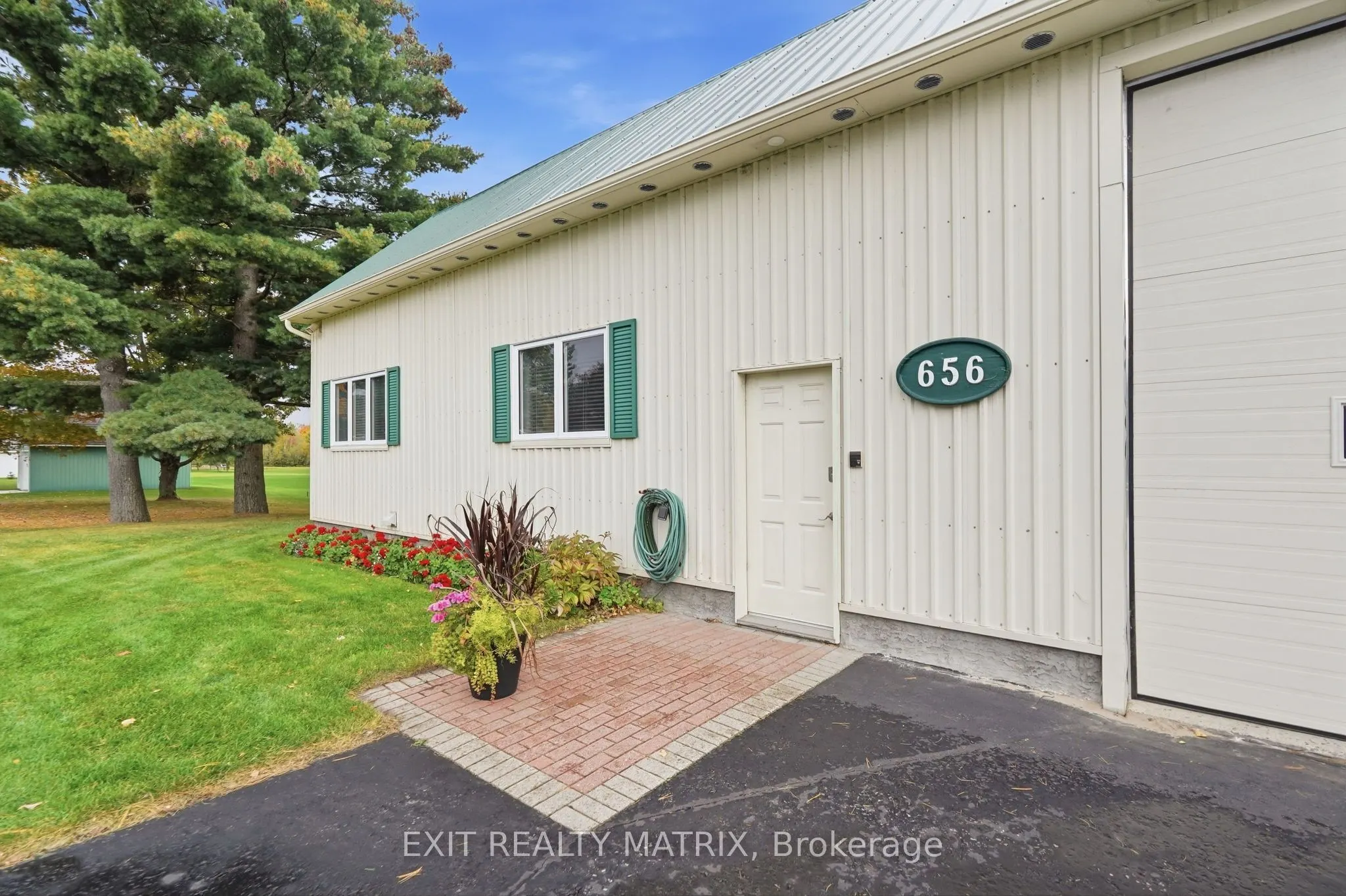 656 Ch Station Road