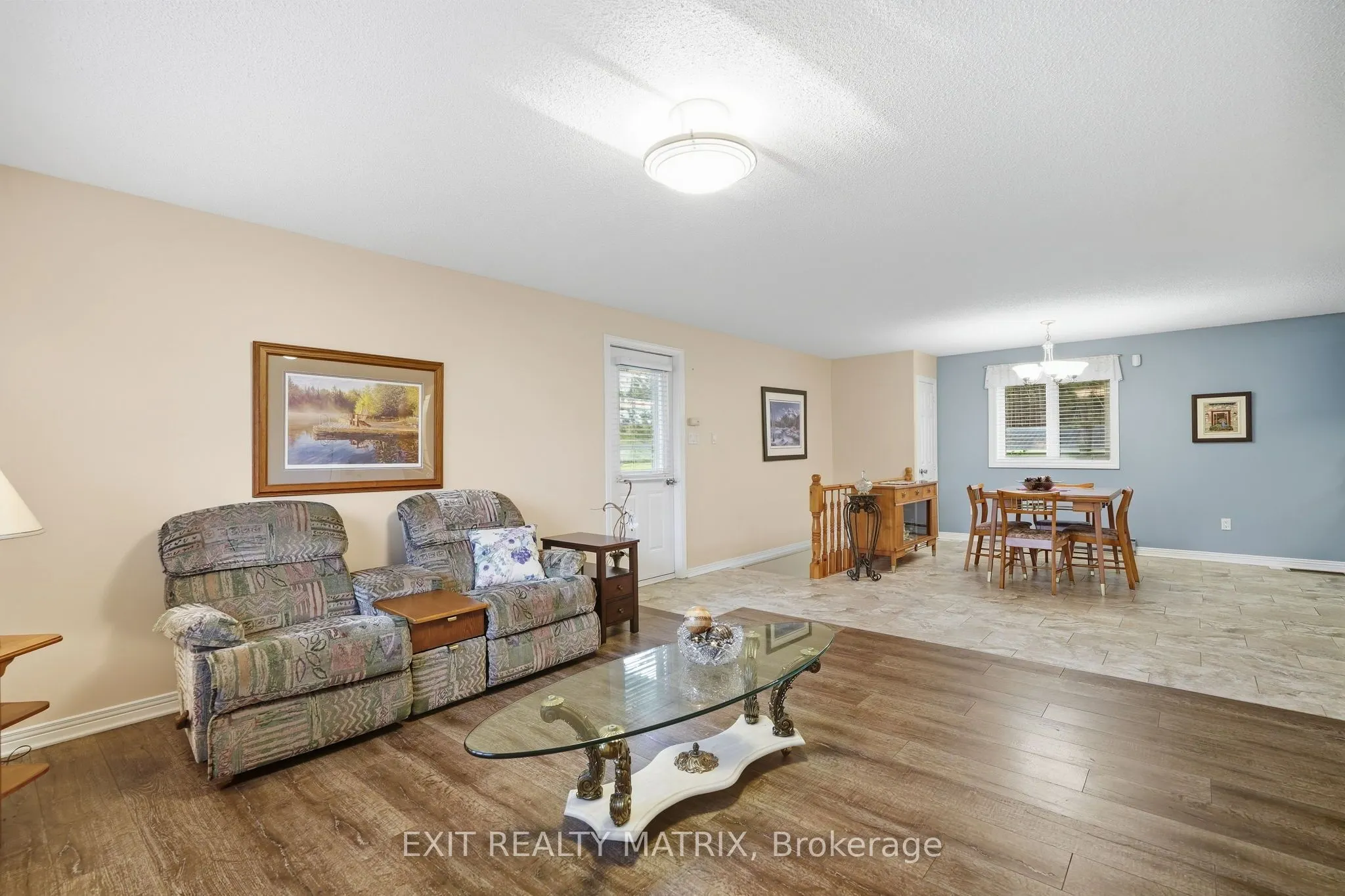 656 Ch Station Road