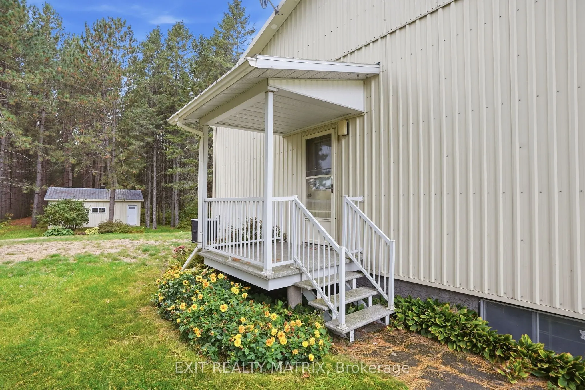 656 Ch Station Road