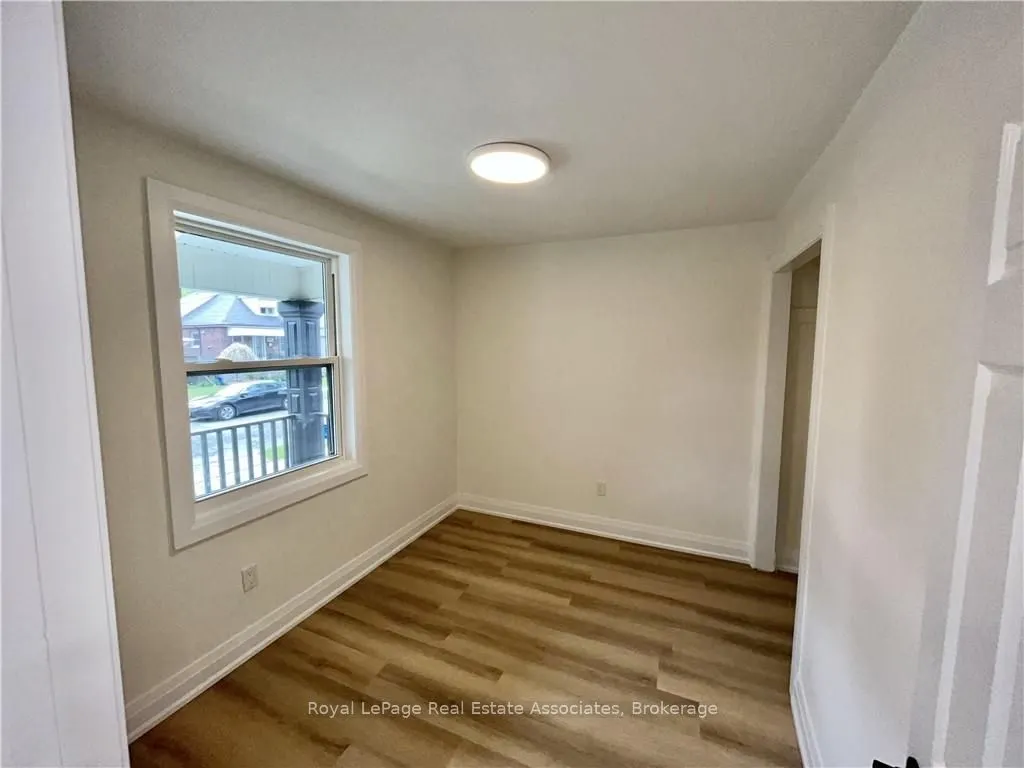 289 Fairfield Avenue #Upper