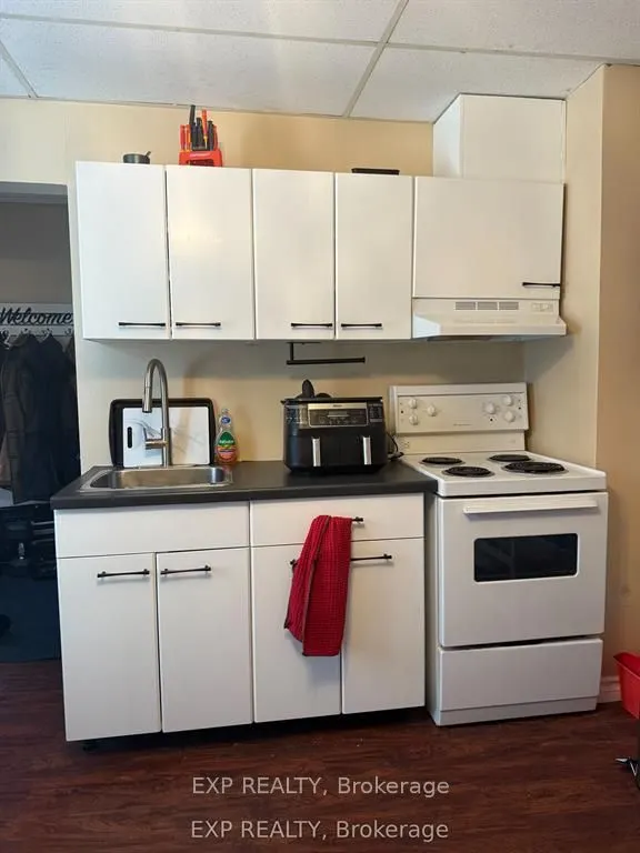 31 Raymond Street #1