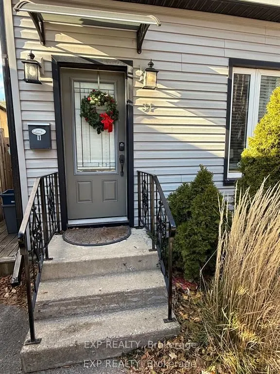 31 Raymond Street #1