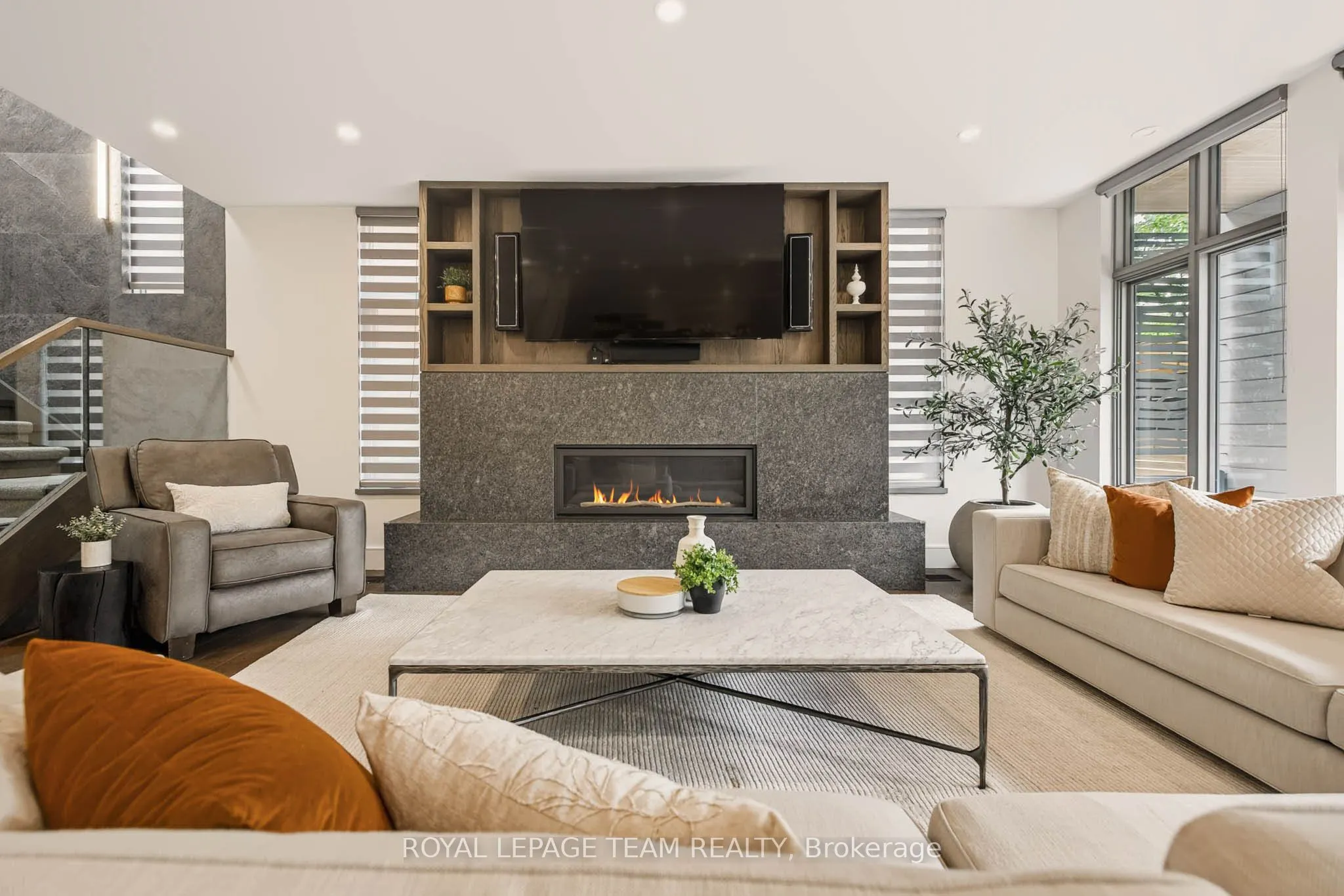 521 Westminster Avenue