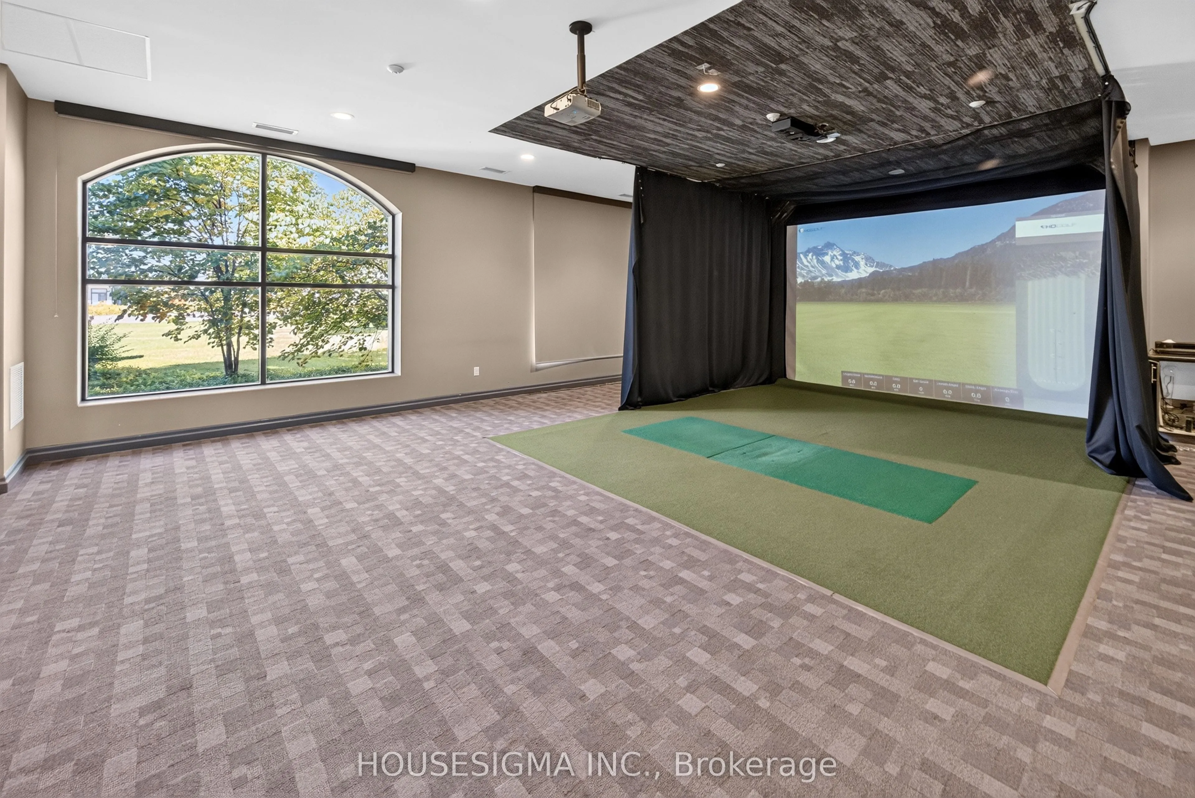 240 Villagewalk Boulevard #903
