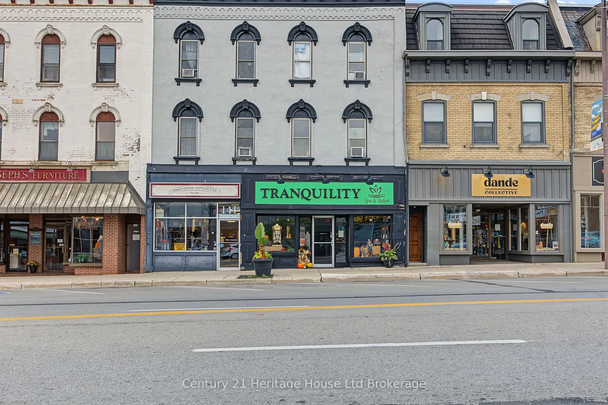 141-143 Broadway Street
