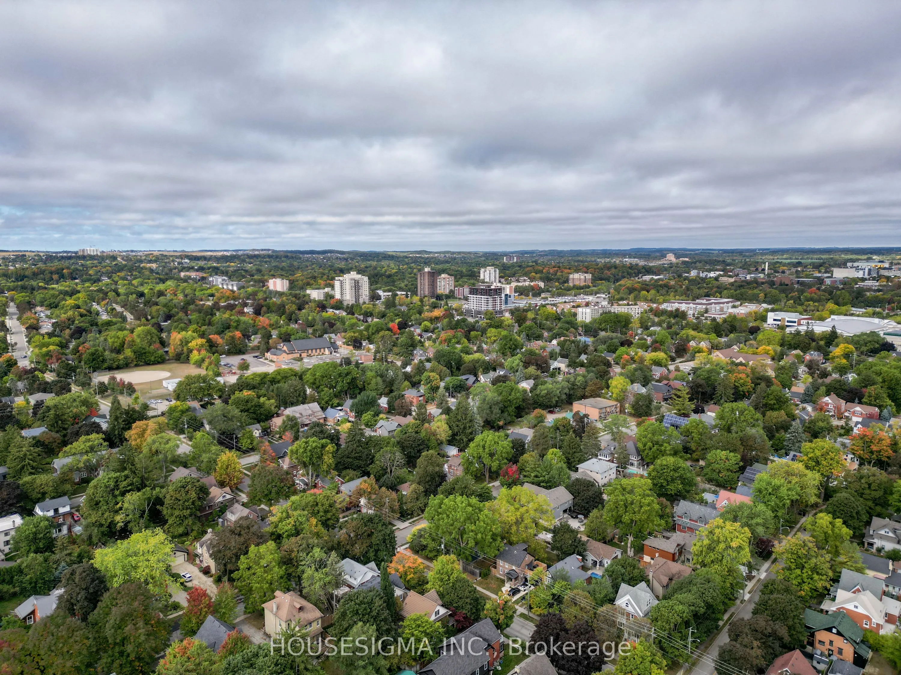 89B William Street W
