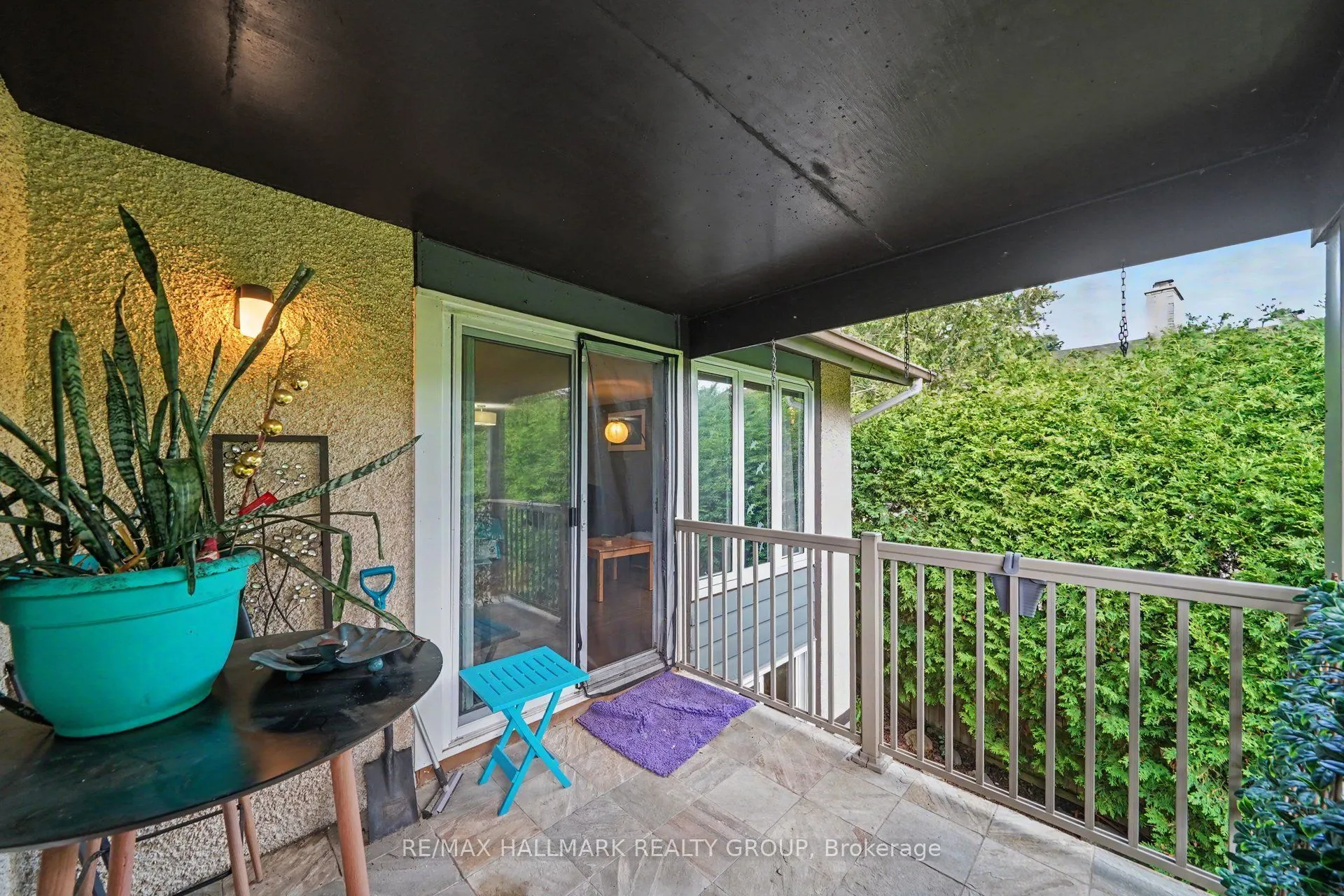 5 Lansfield Way