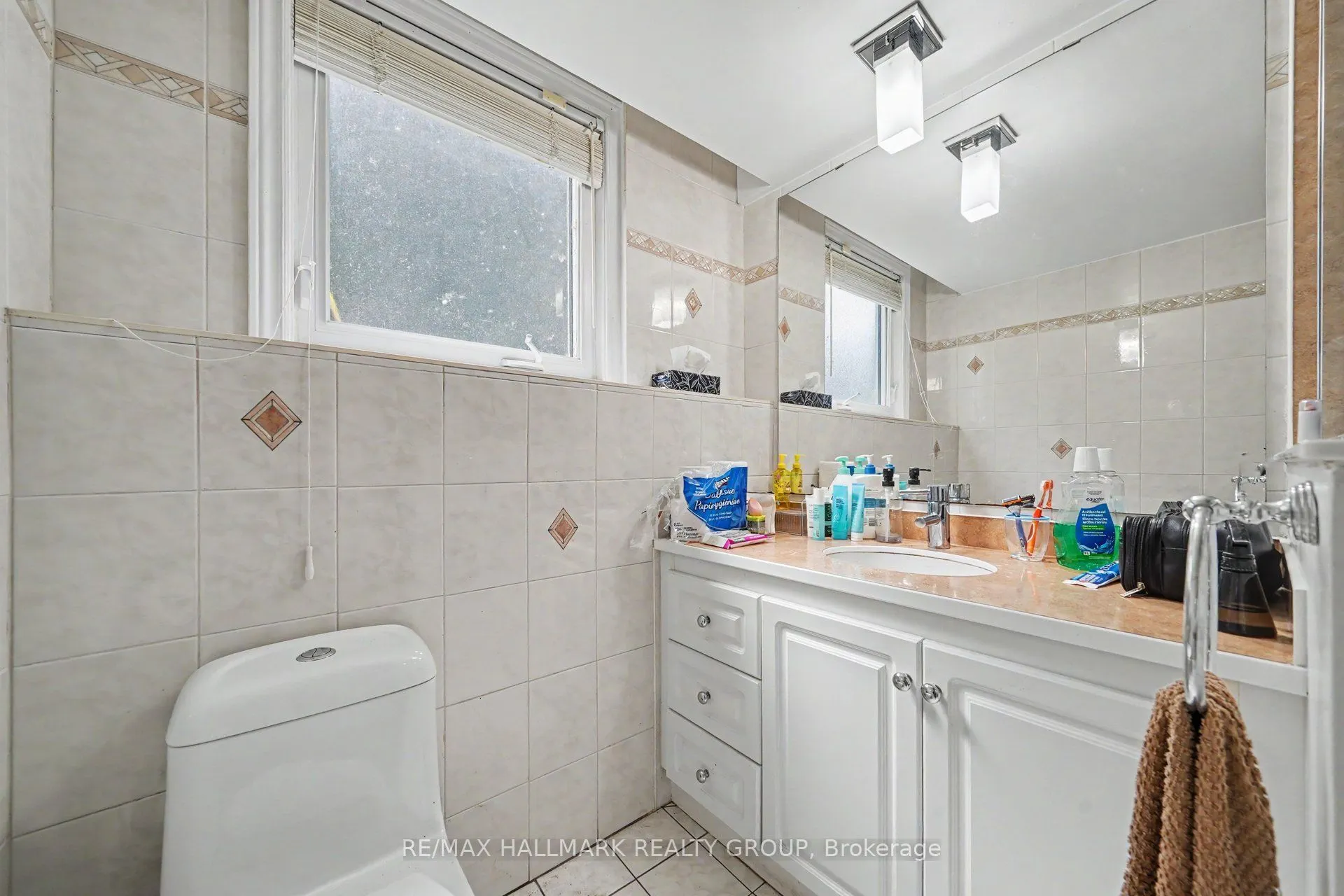 5 Lansfield Way