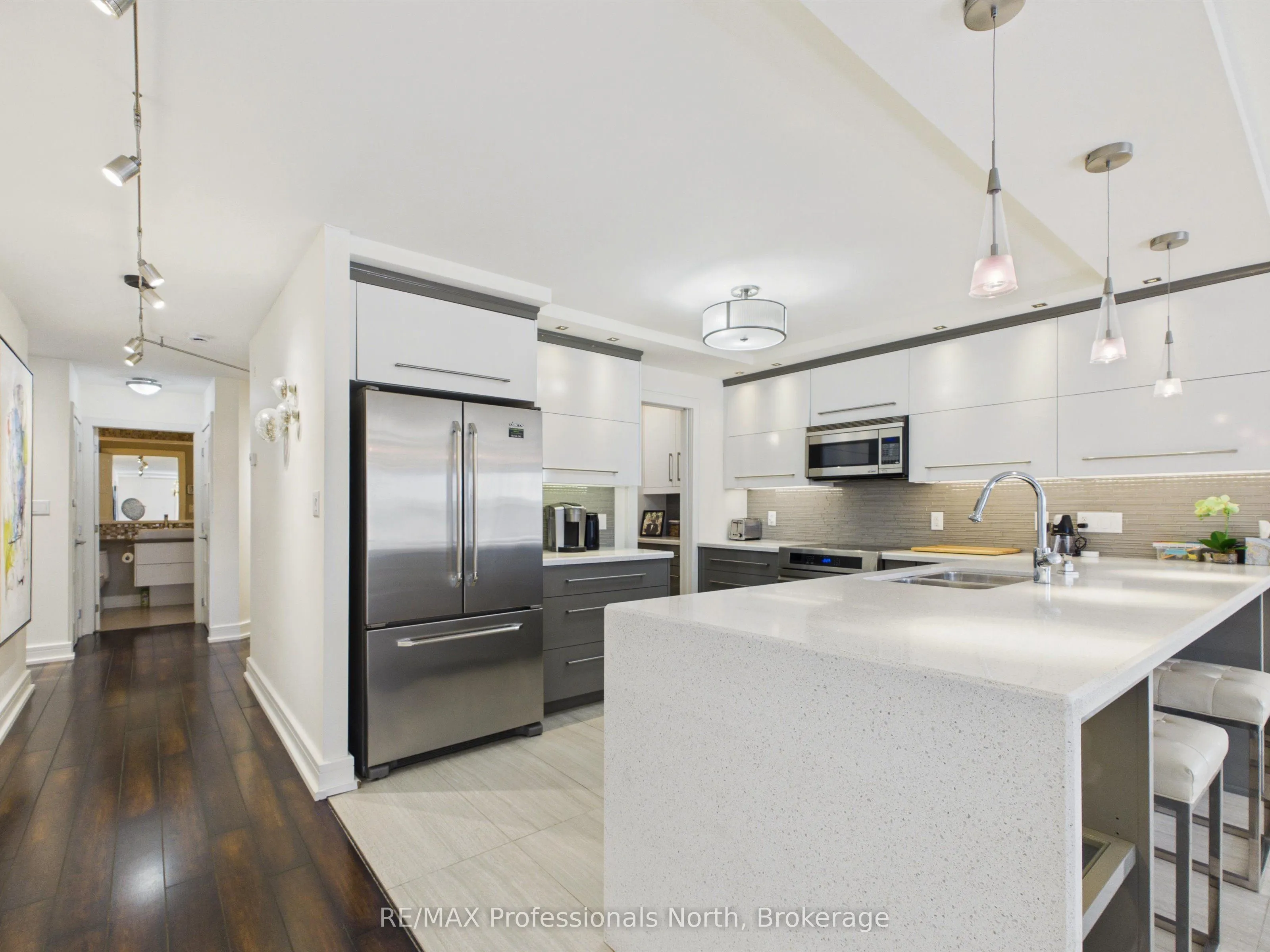 10A KIMBERLEY Avenue #405