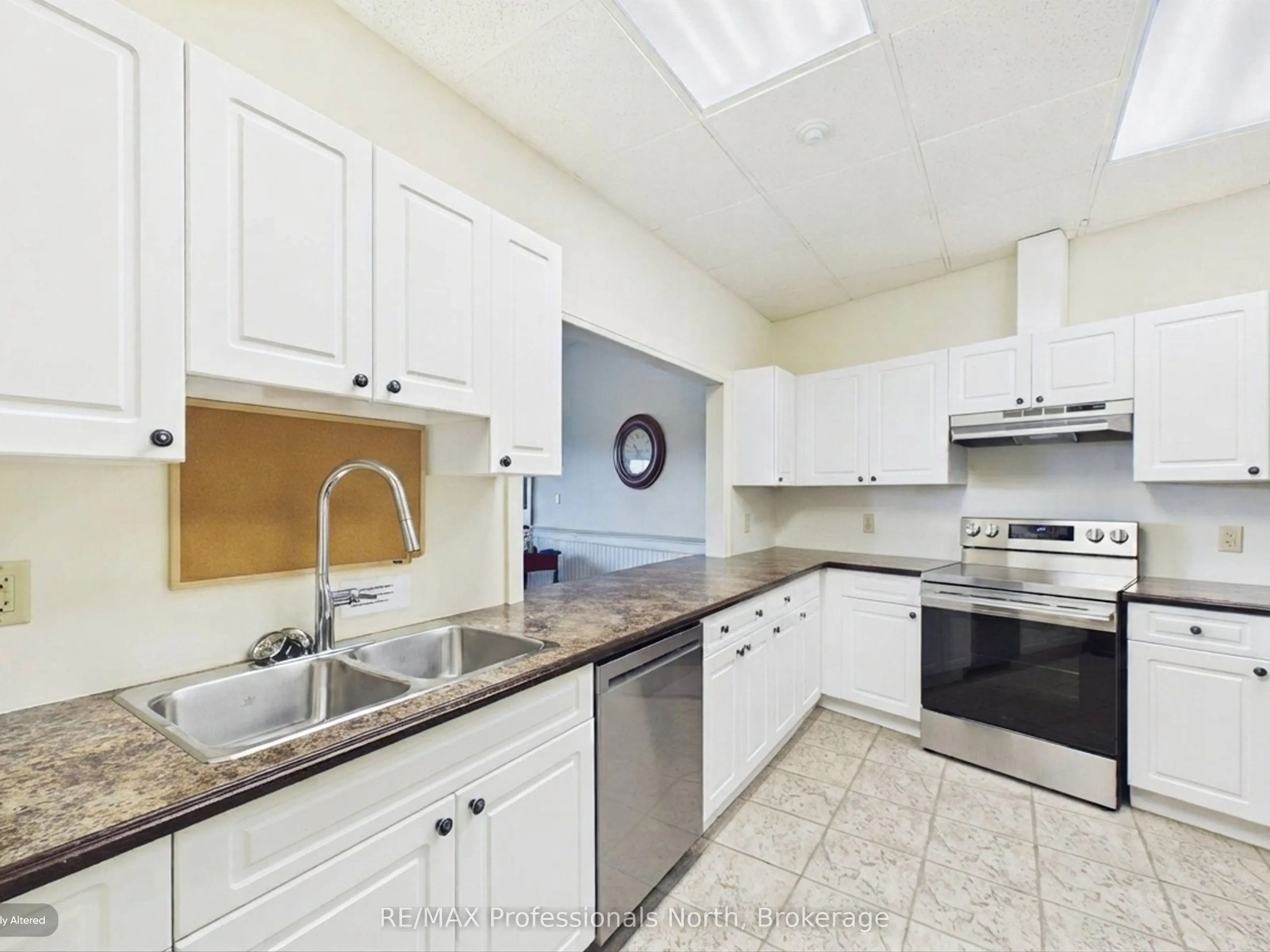 10A KIMBERLEY Avenue #405