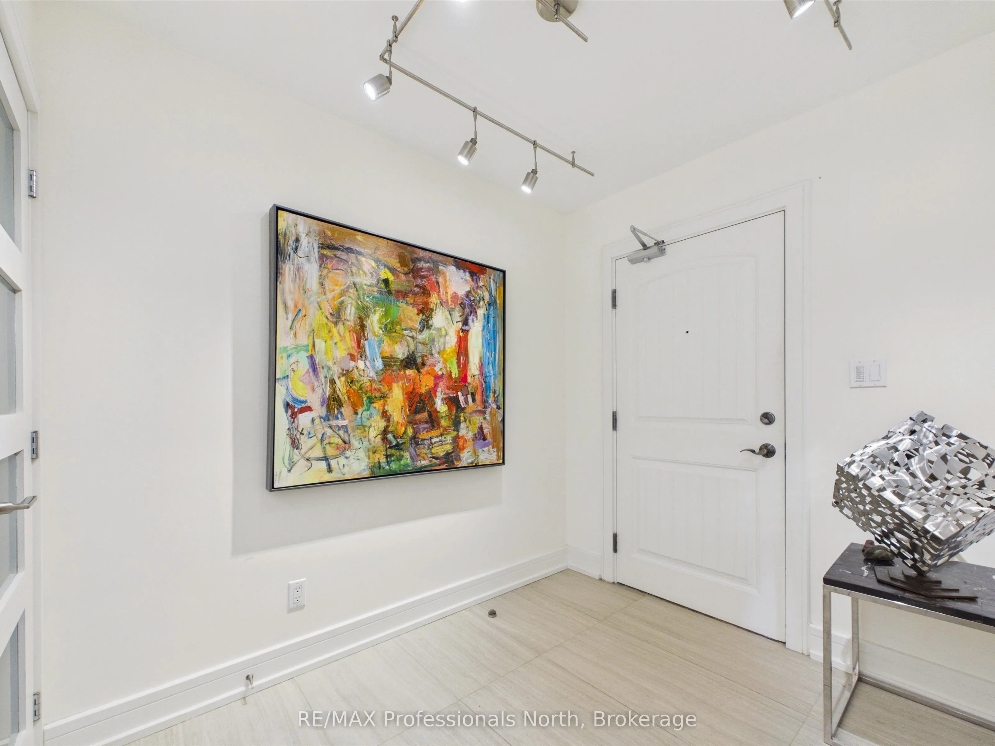 10A KIMBERLEY Avenue #405