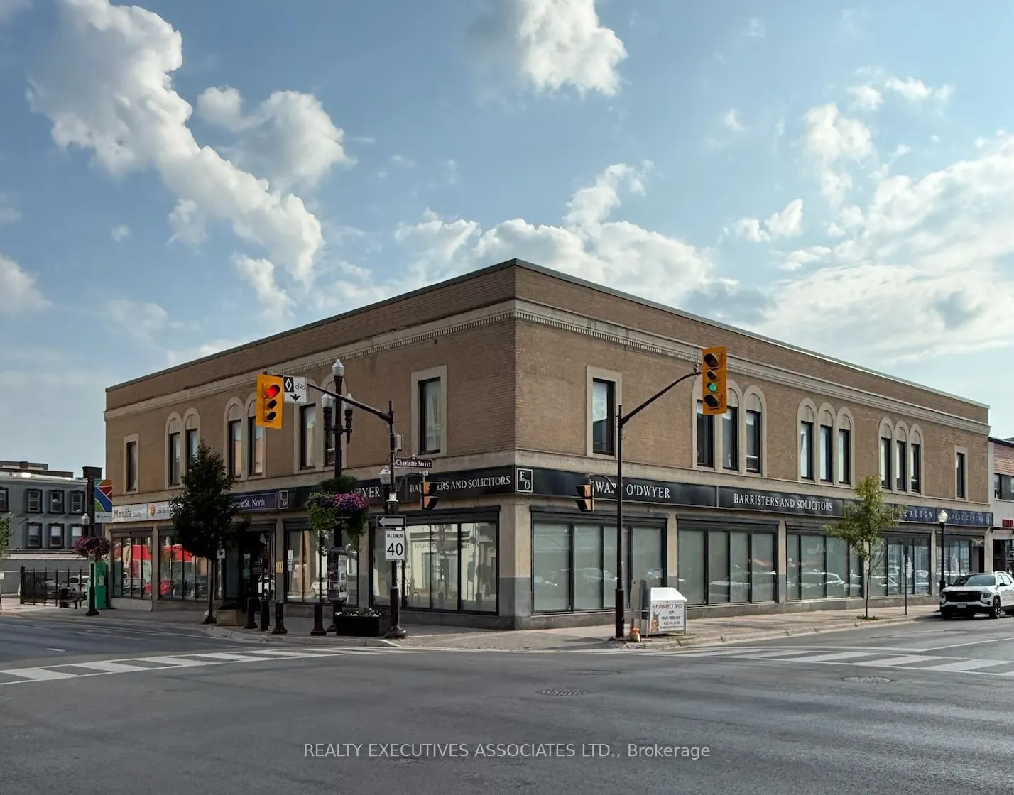 311 George Street N #200