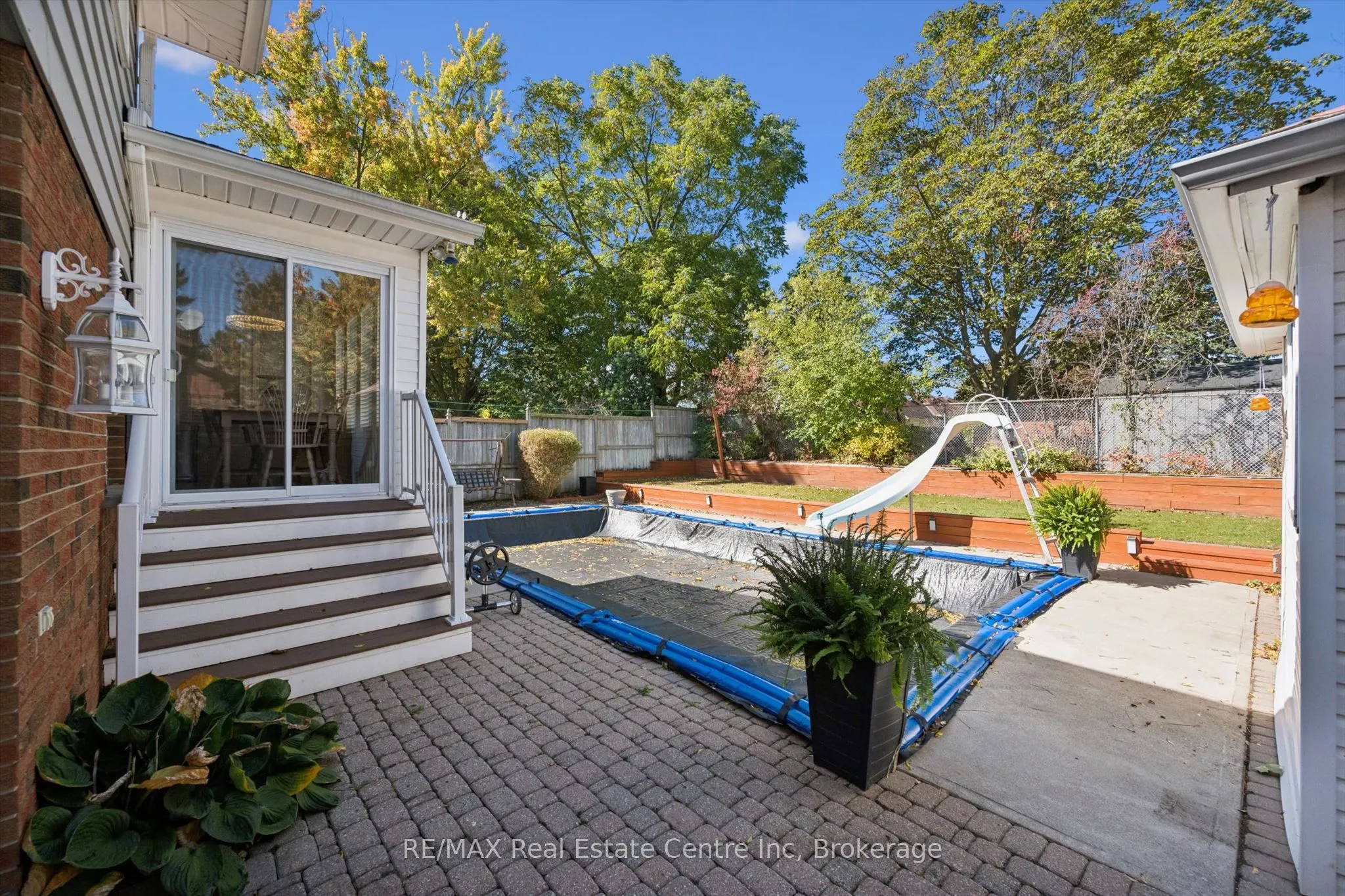 47 Lambert Crescent