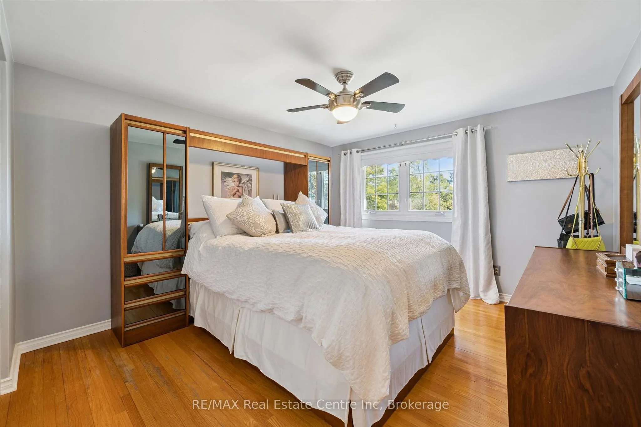 47 Lambert Crescent
