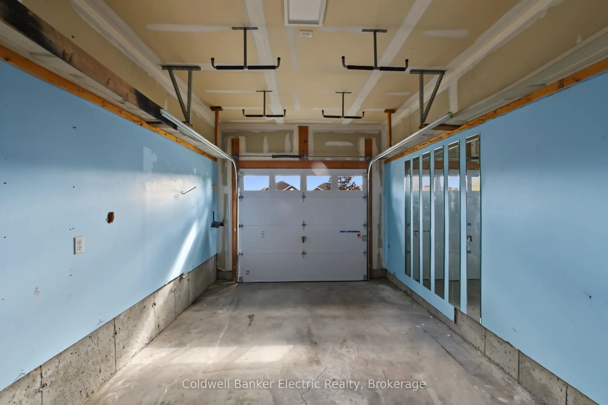 2334 Marsdale Drive