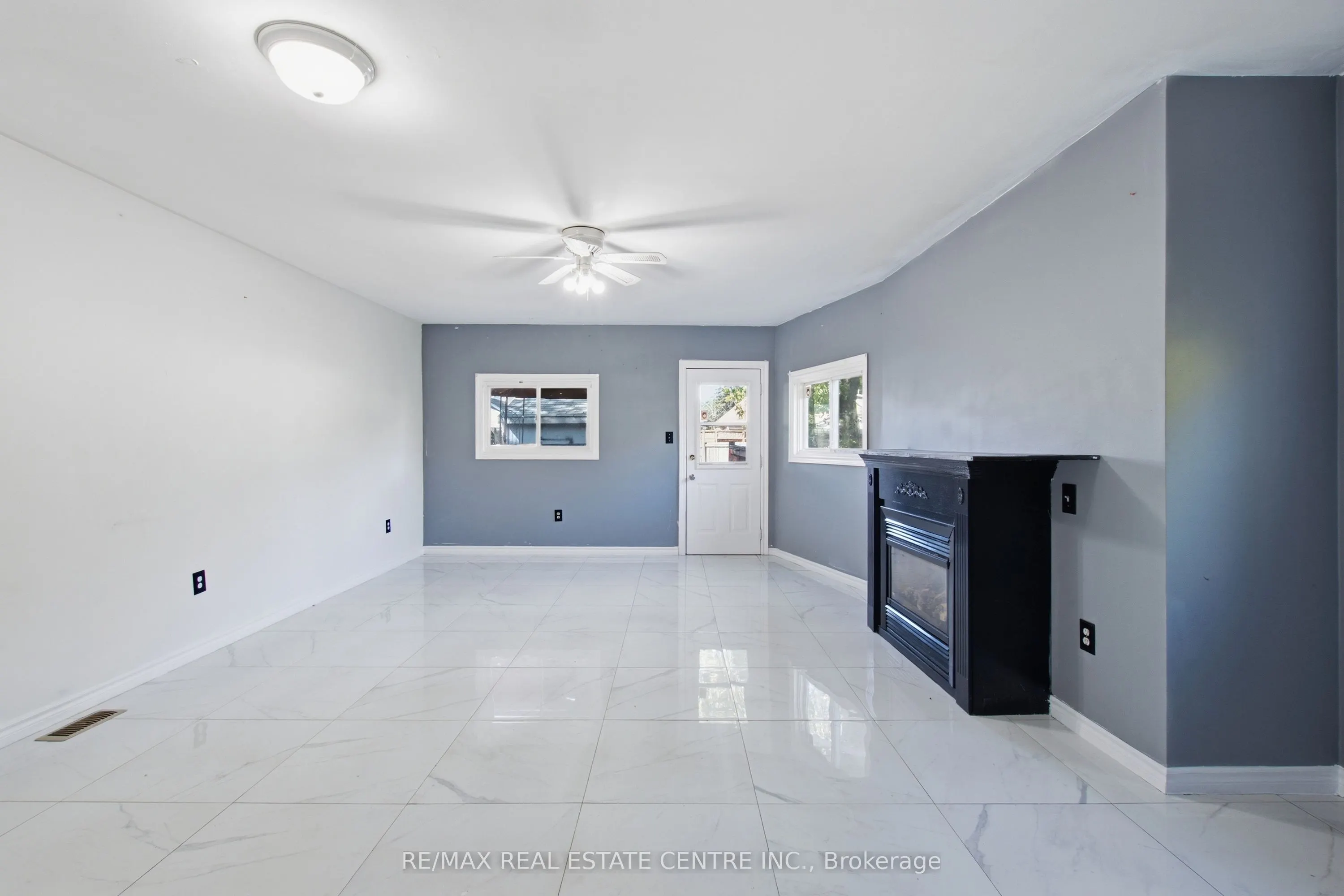 295 Strathearn Avenue