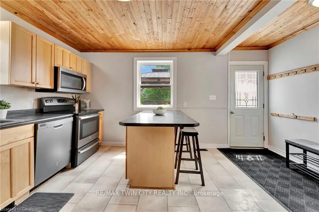 123 Blandford Street