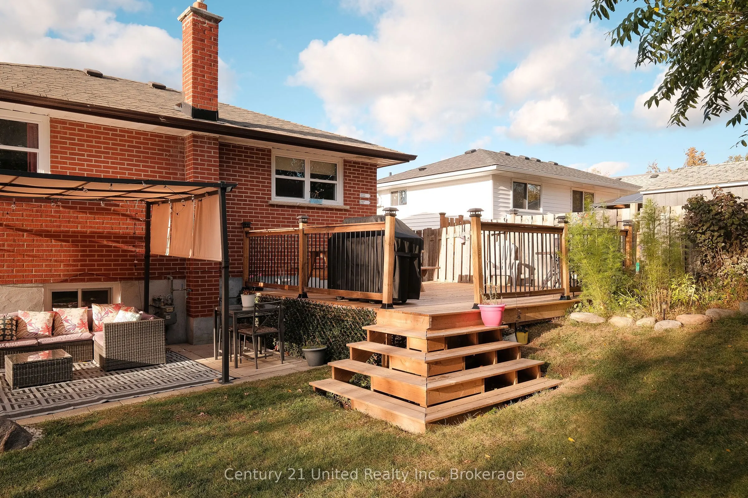257 Riverview Heights