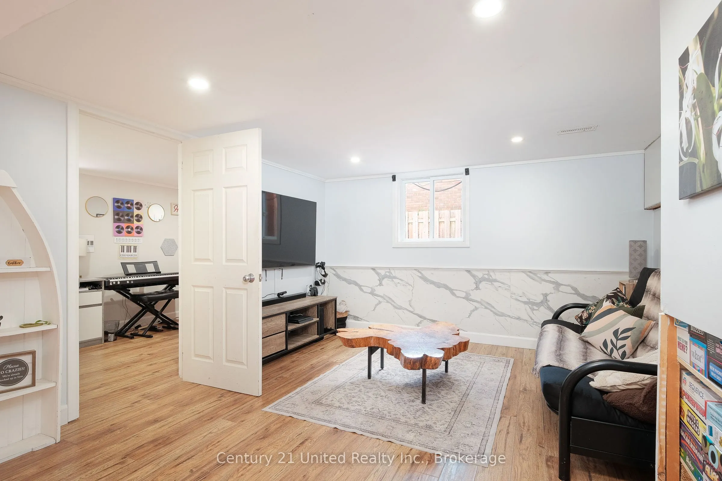 257 Riverview Heights
