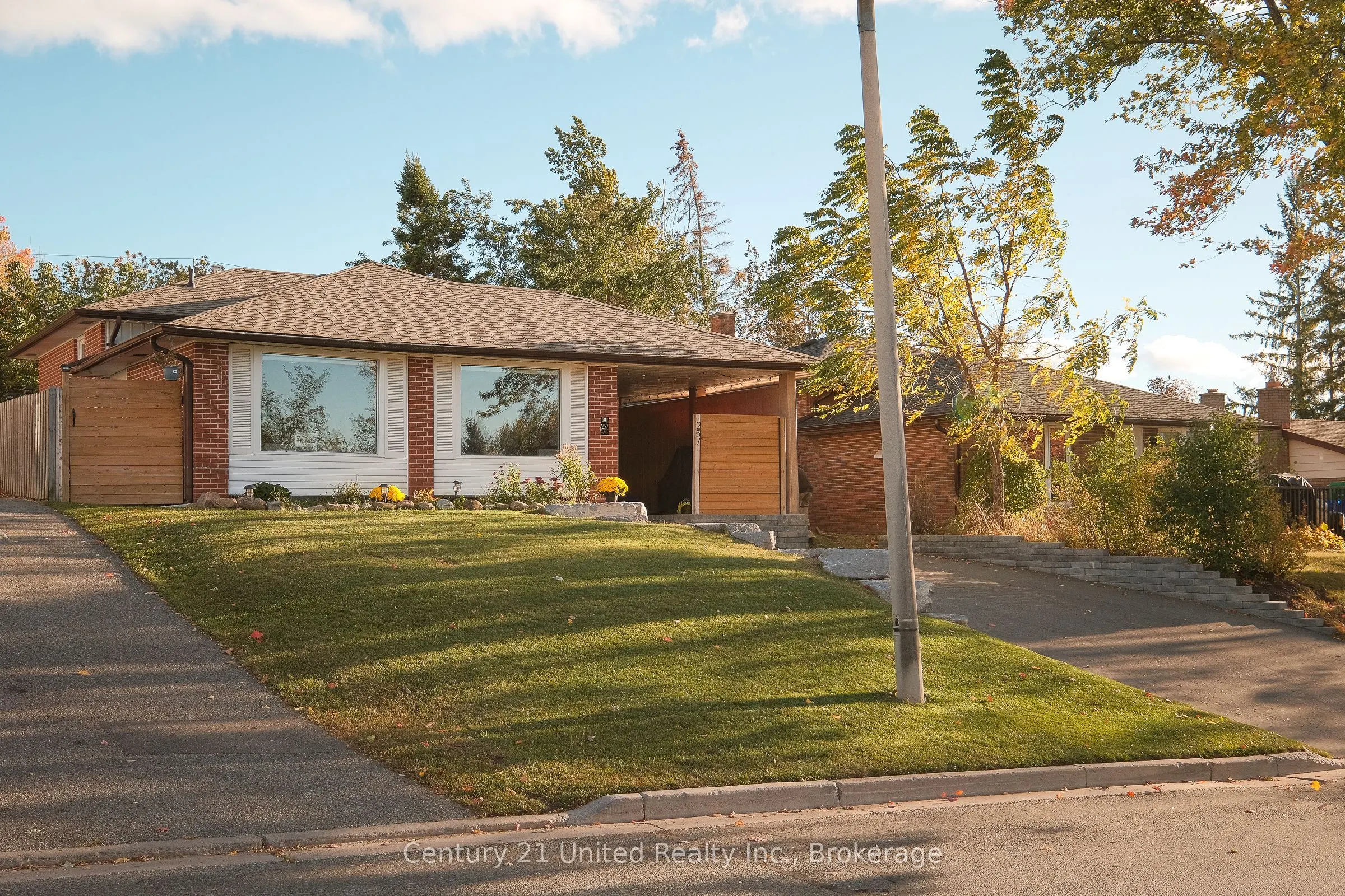 257 Riverview Heights