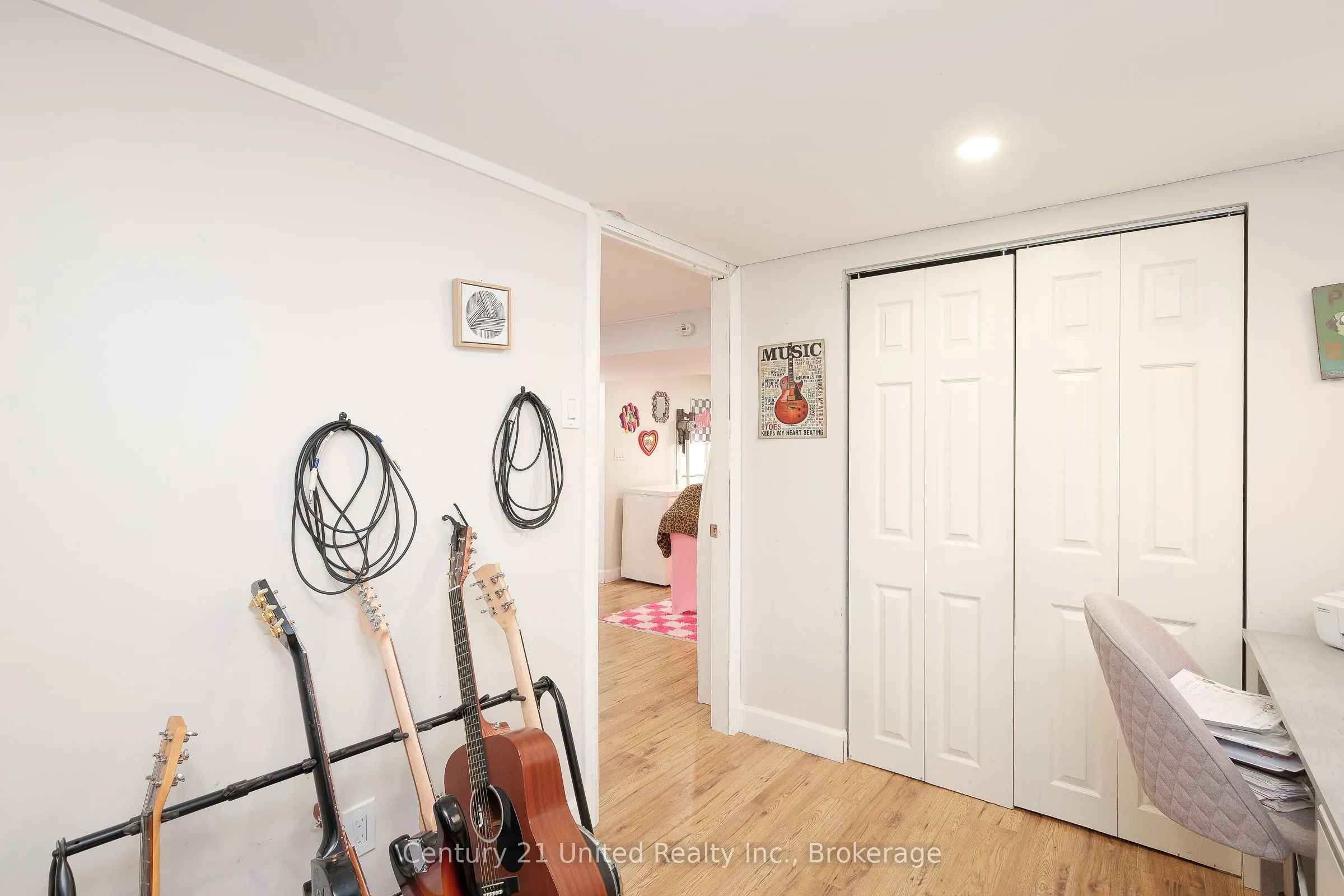 257 Riverview Heights