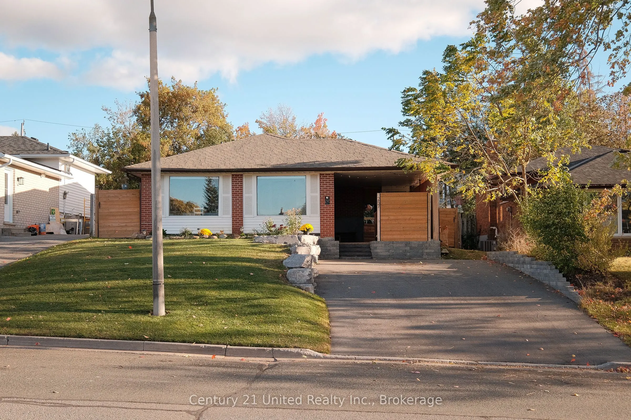 257 Riverview Heights