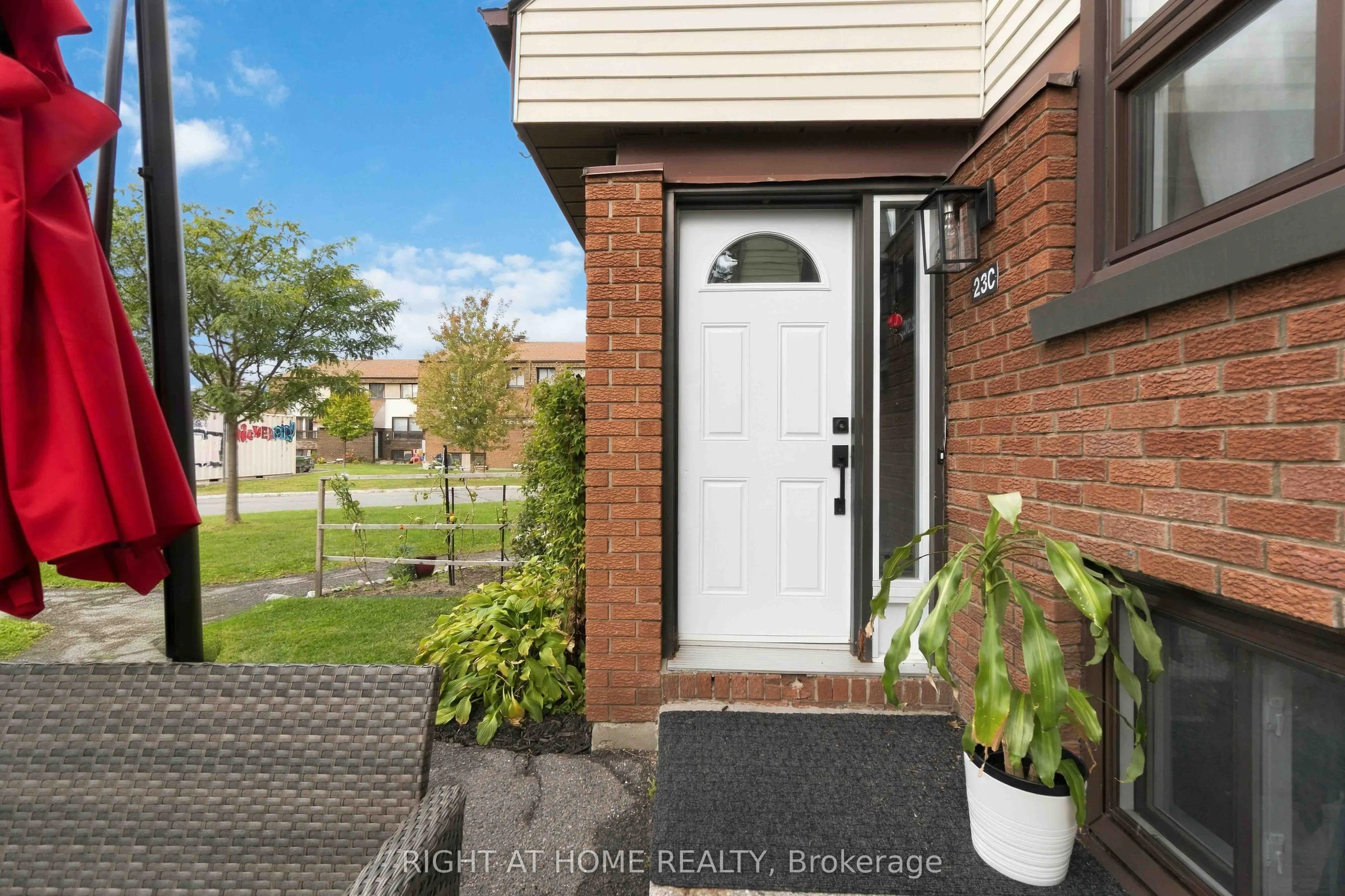 23 Woodvale #C