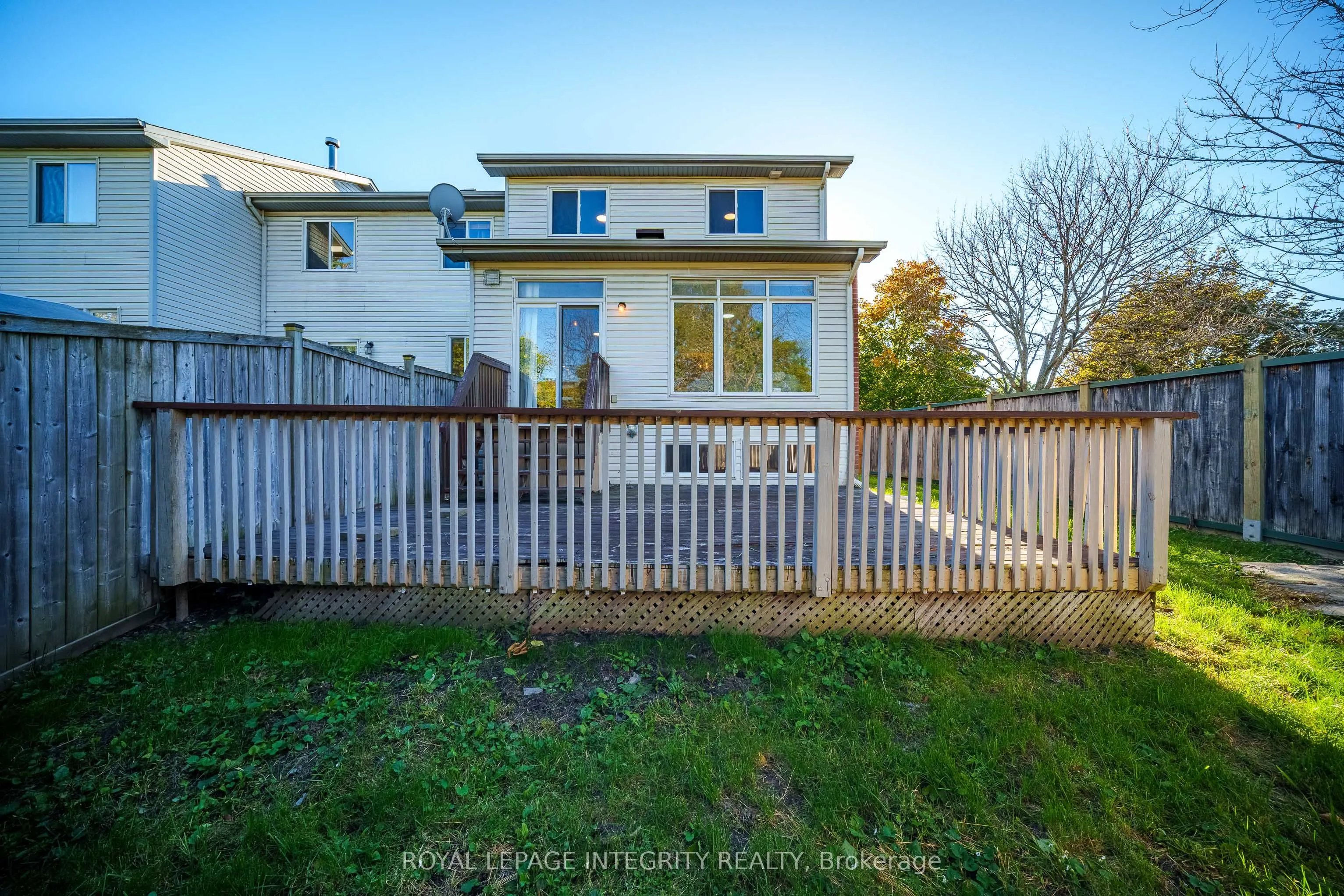 3 Binbury Way