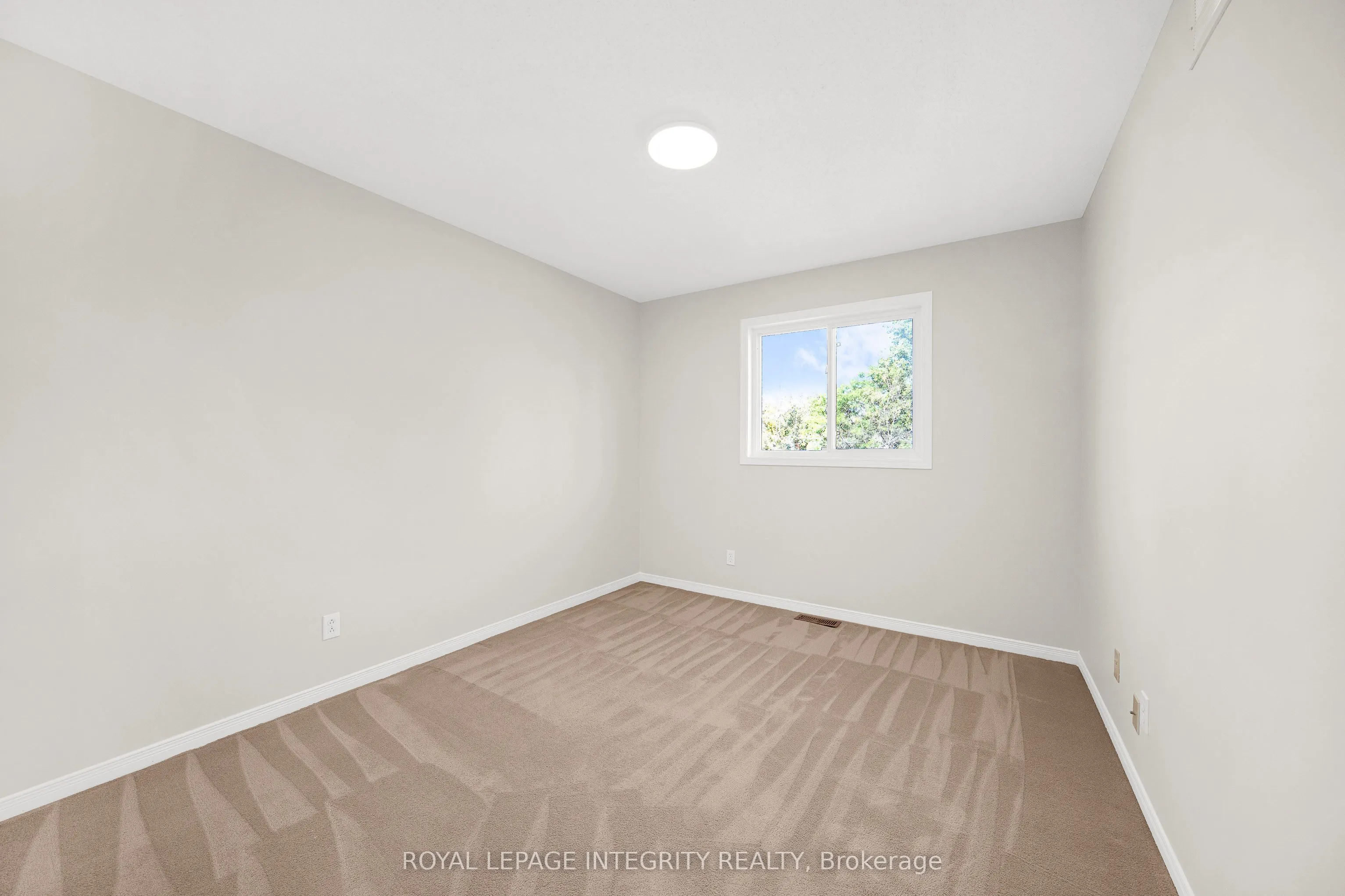 3 Binbury Way