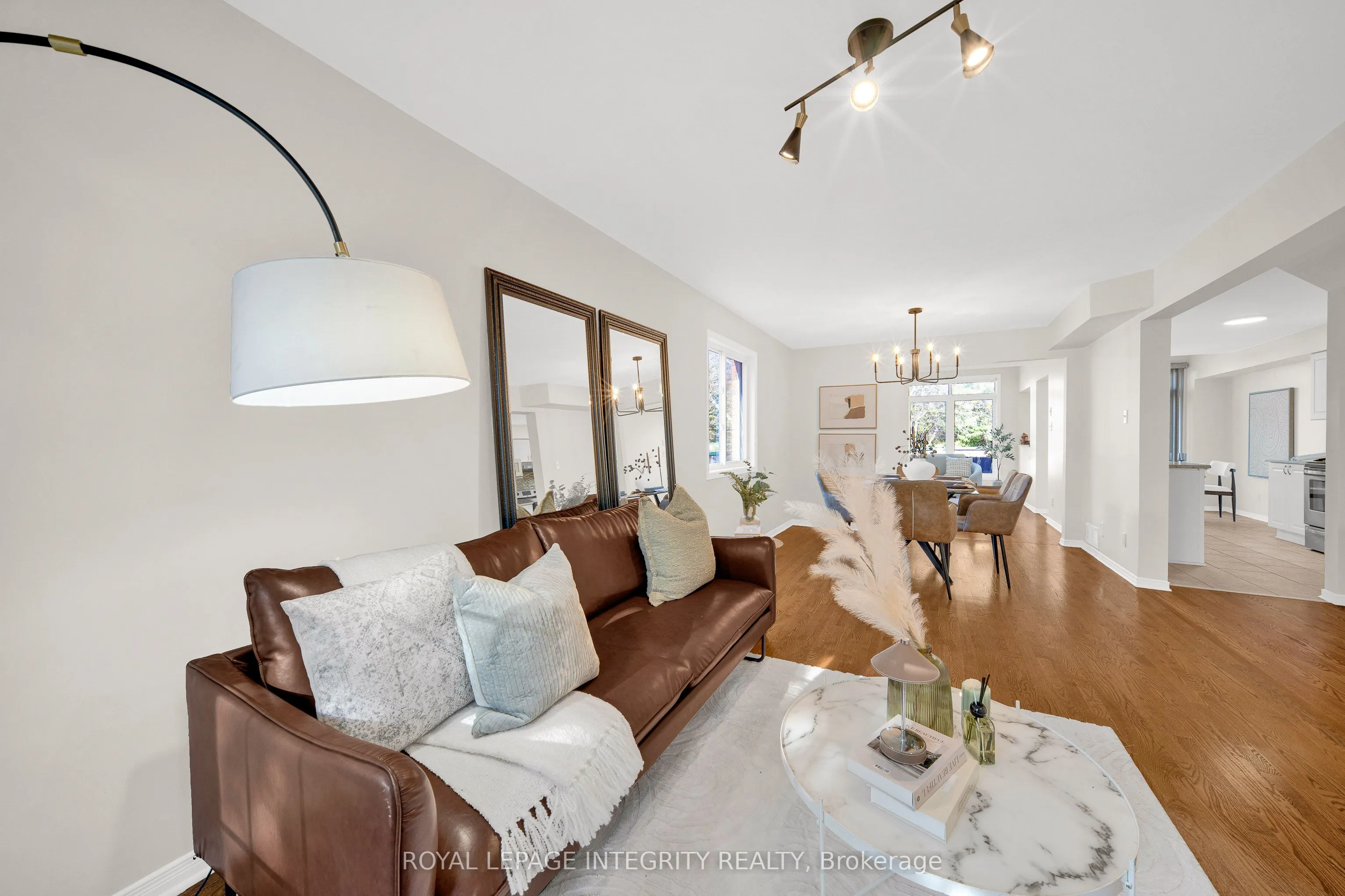 3 Binbury Way
