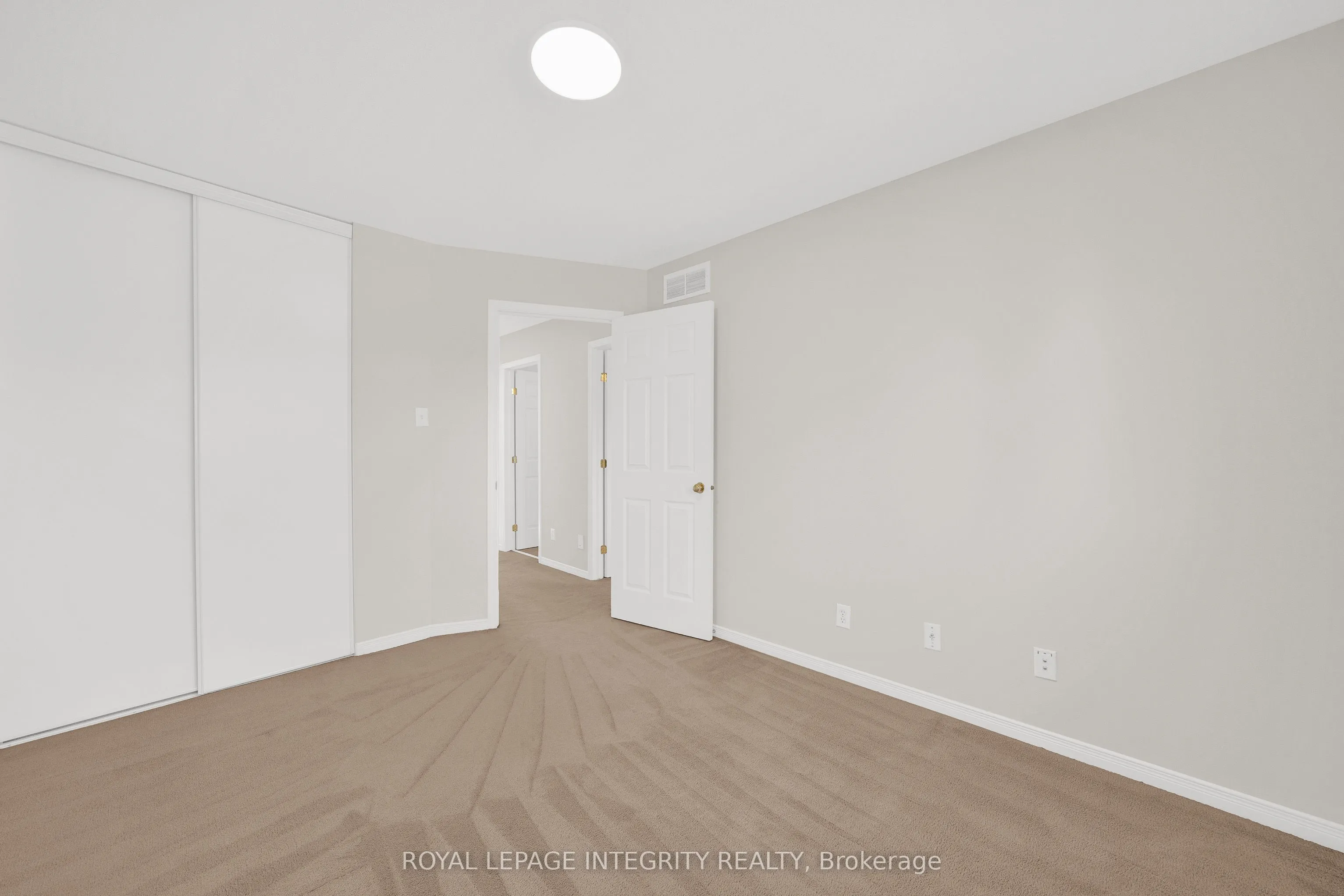 3 Binbury Way
