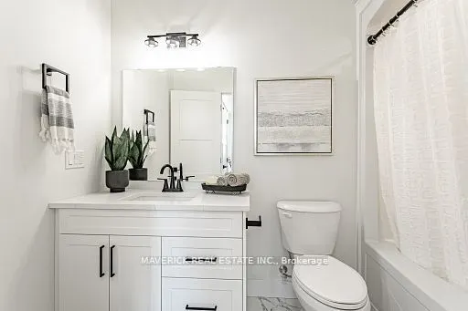 183 Brock Street #7