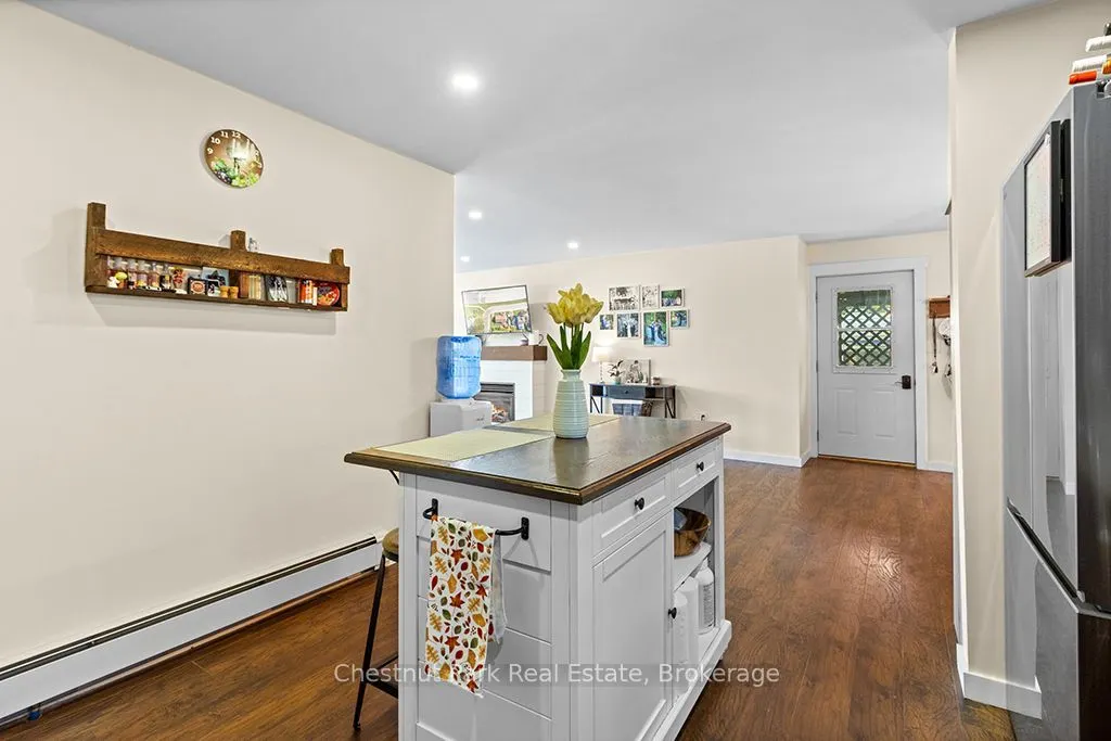 2096 3rd Avenue W