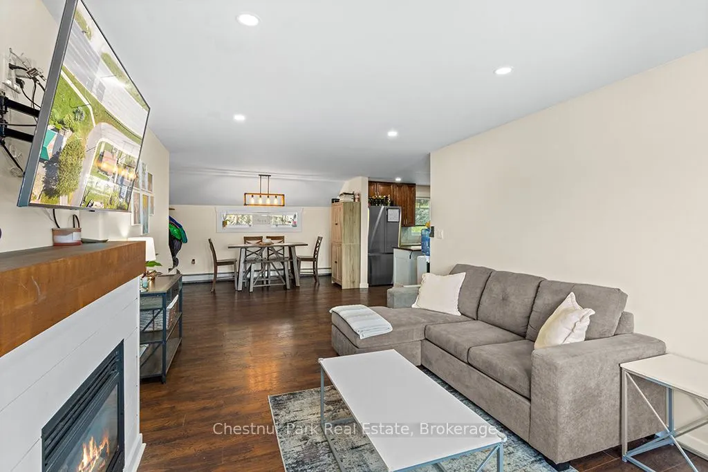 2096 3rd Avenue W
