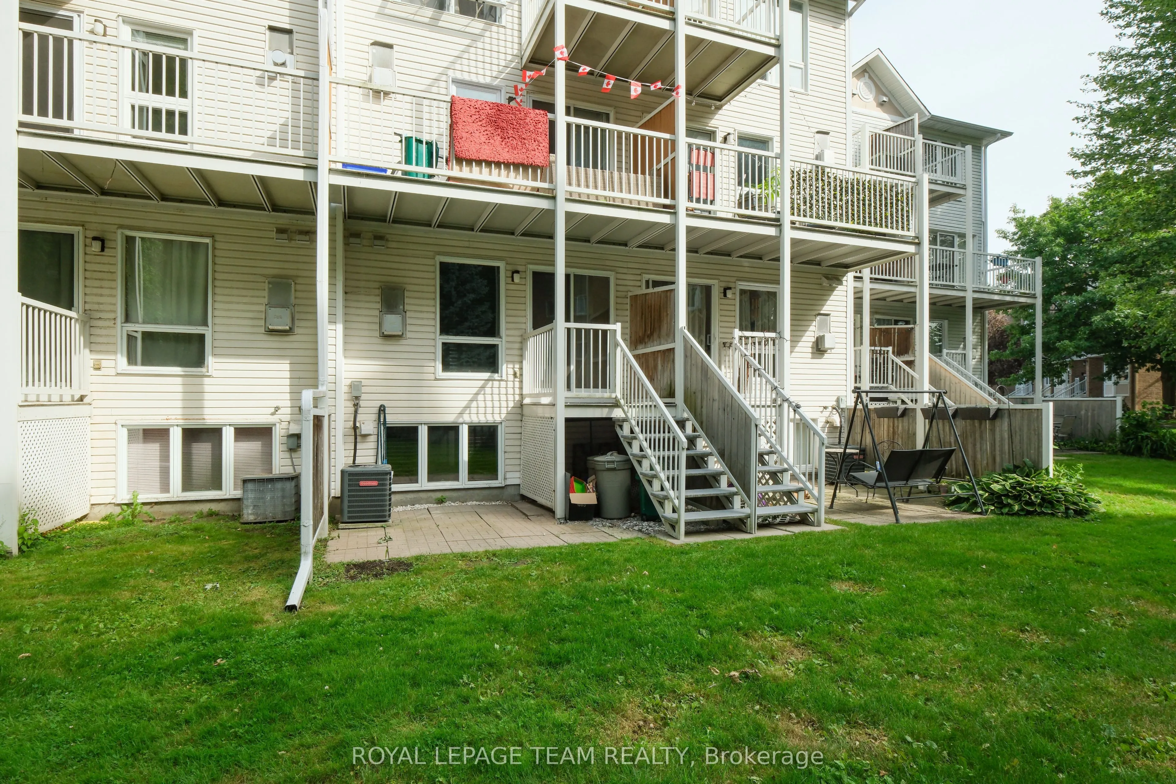 1665 LOCKSLEY Lane #4