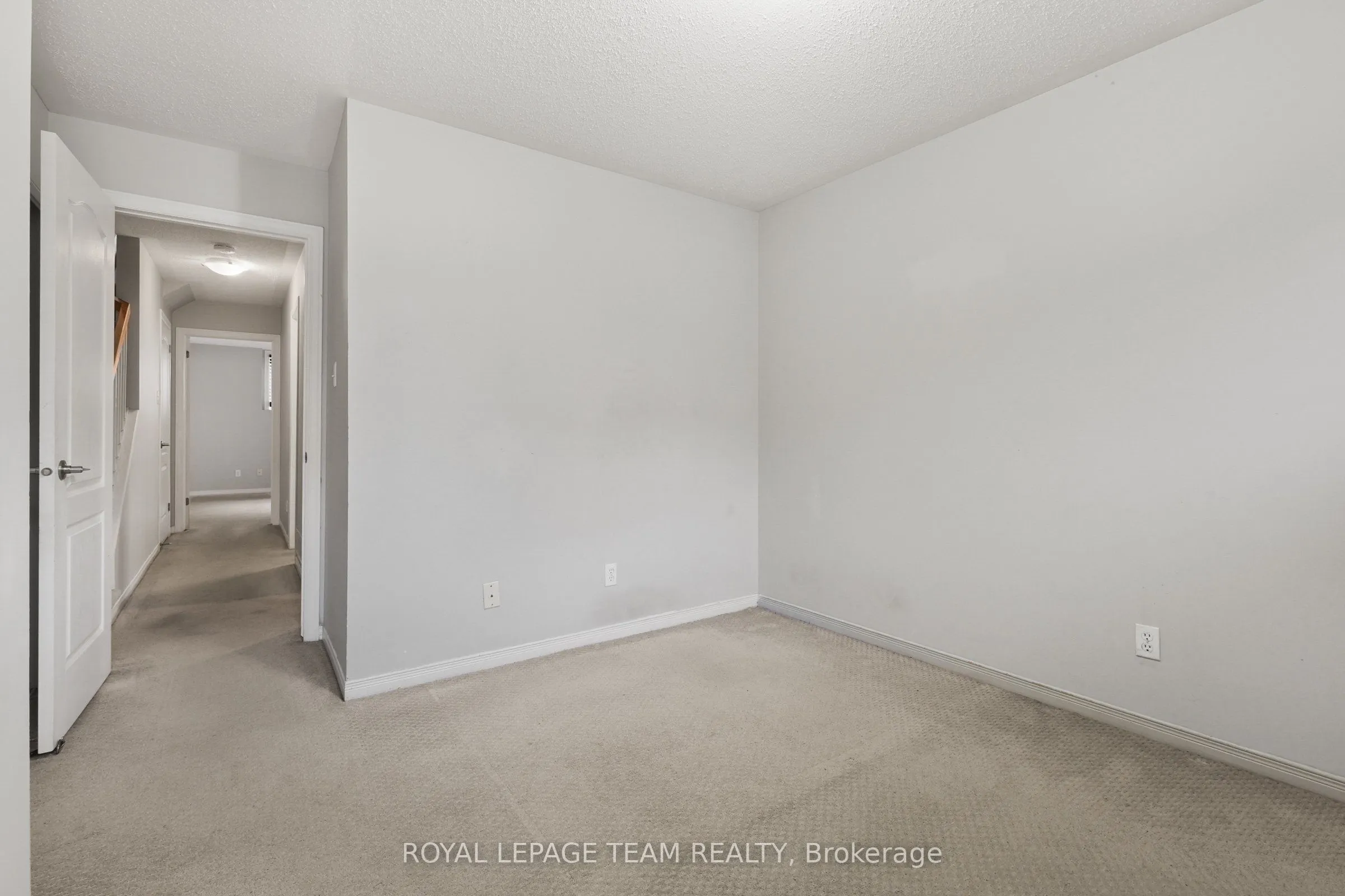 1665 LOCKSLEY Lane #4