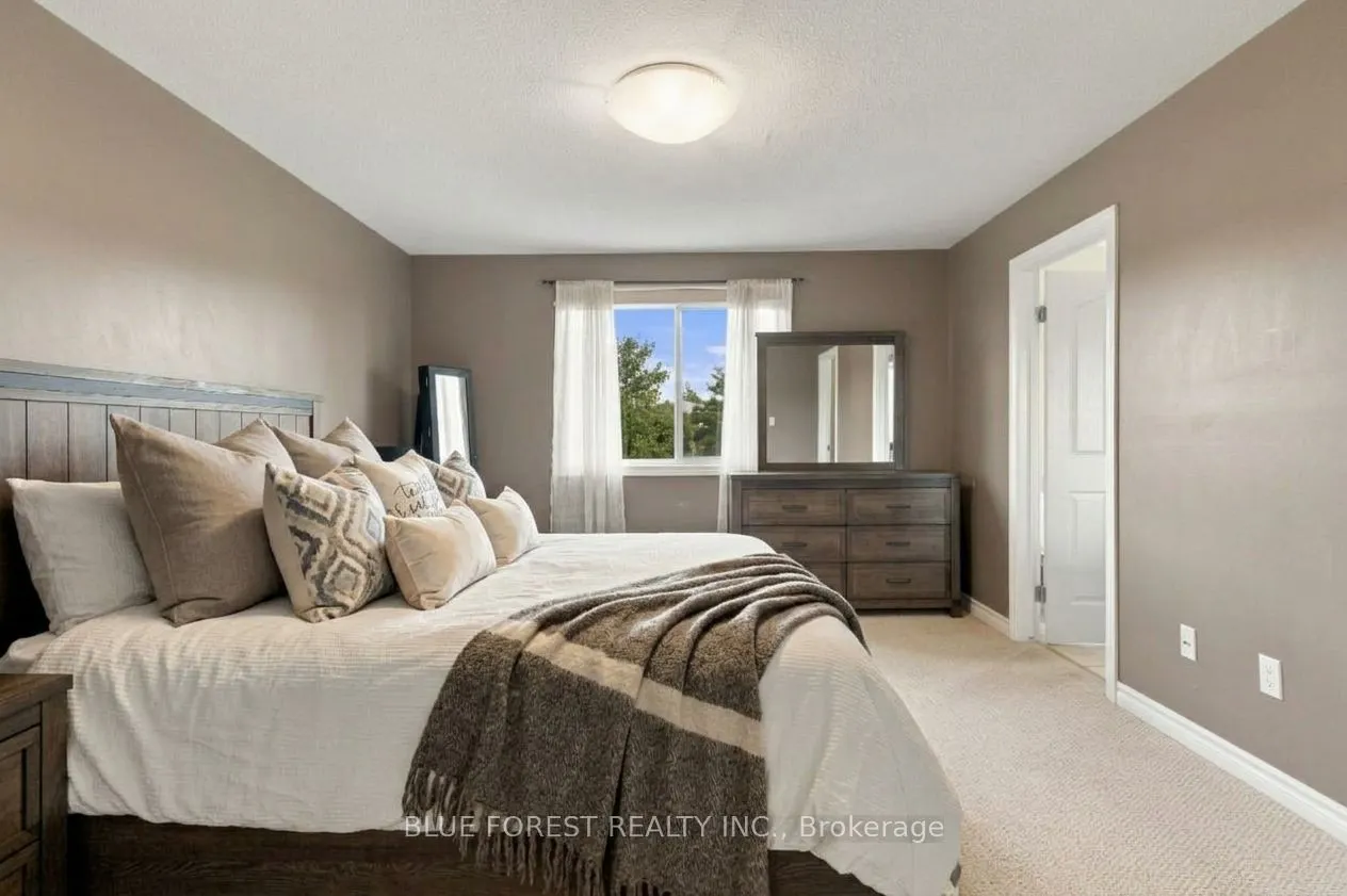 3224 Meadowgate Boulevard