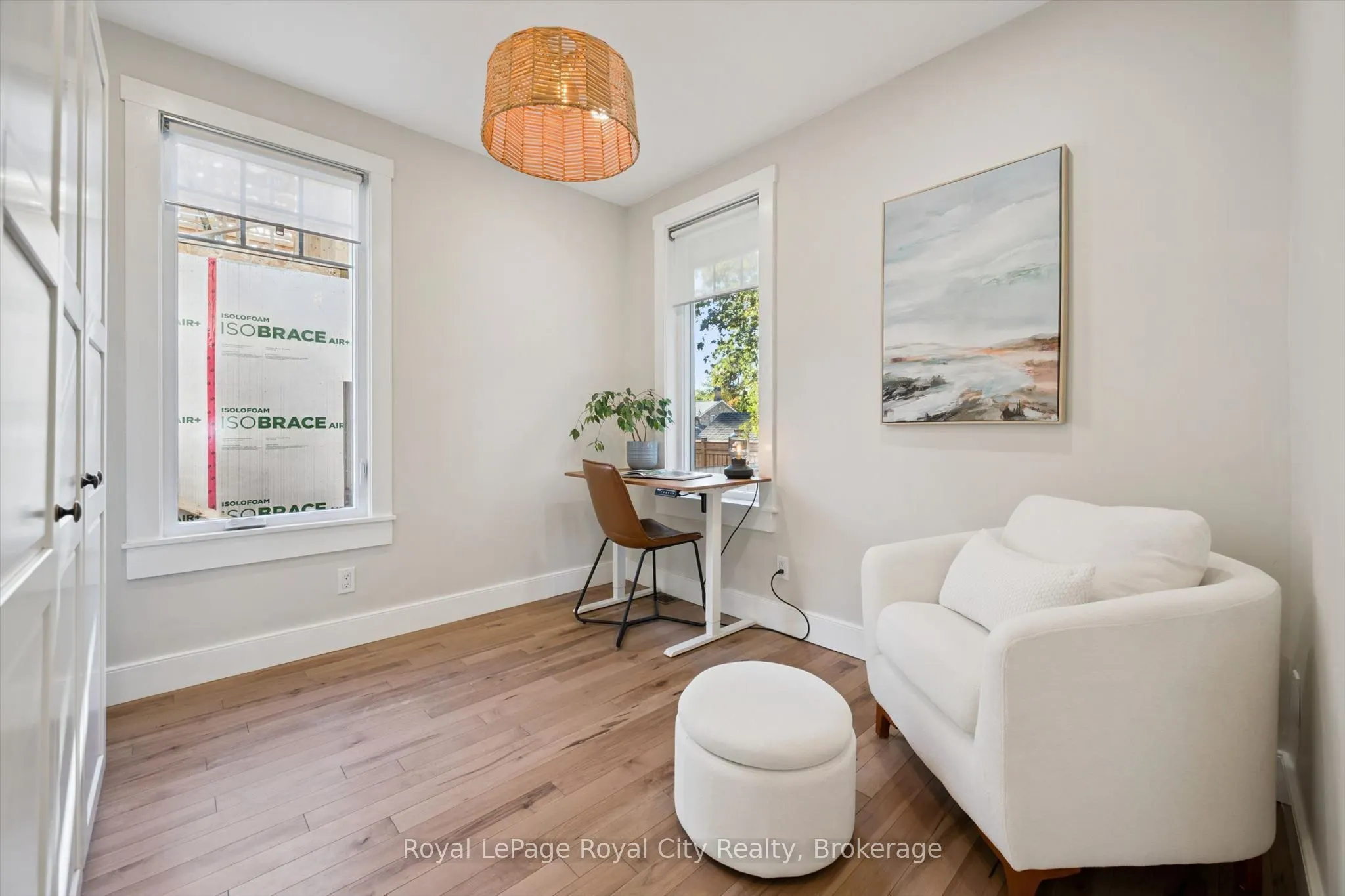 31 James Street W