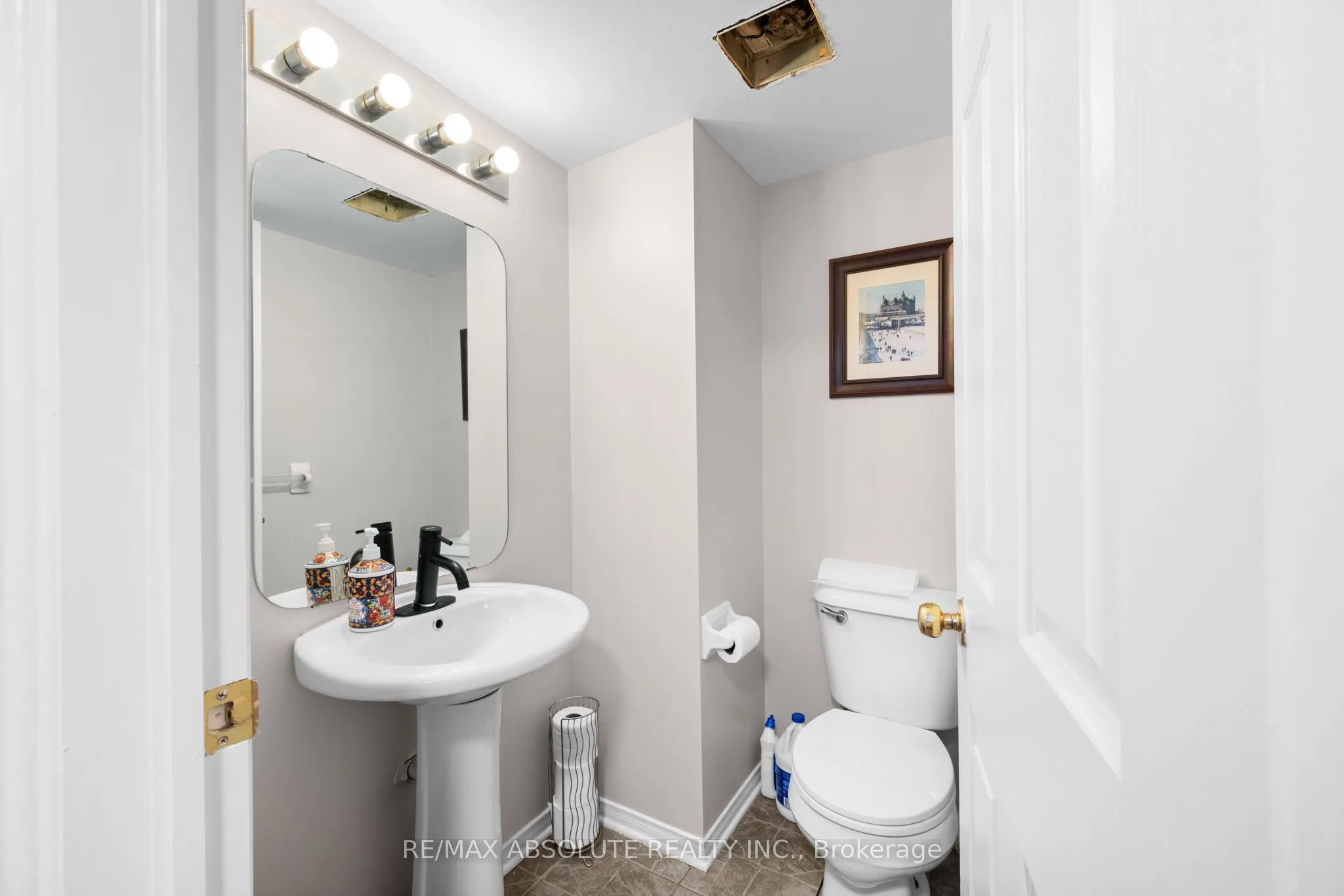 908 Longfields Drive #908