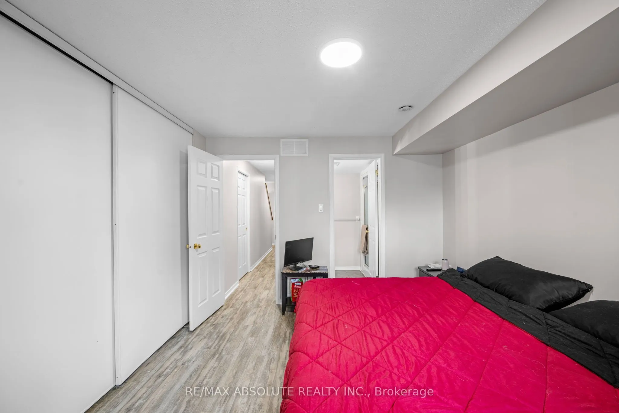 908 Longfields Drive #908