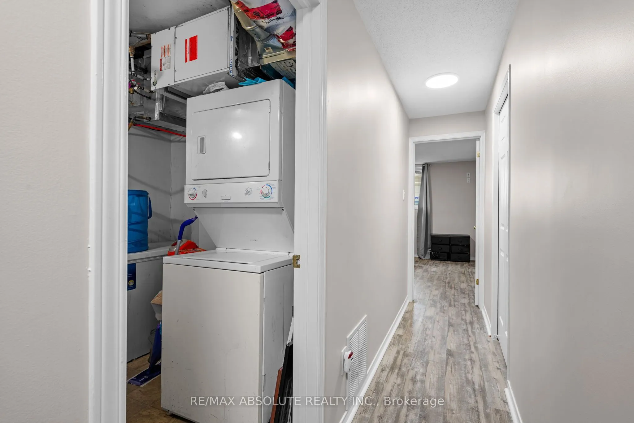 908 Longfields Drive #908