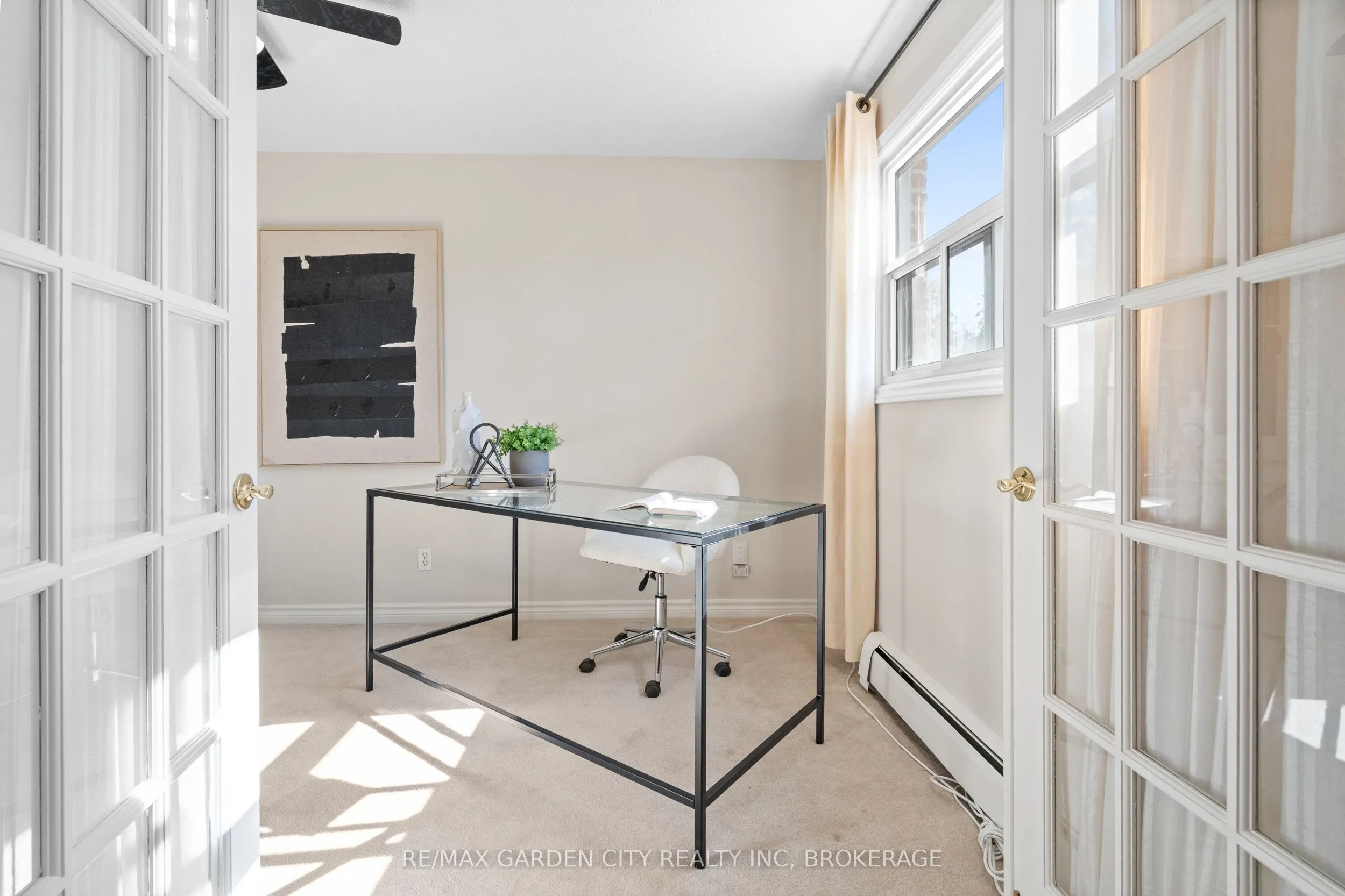 264 Oakdale Avenue #211