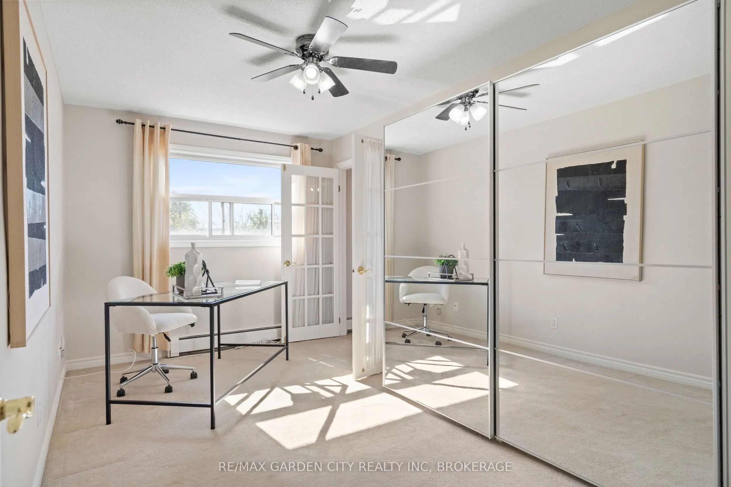 264 Oakdale Avenue #211